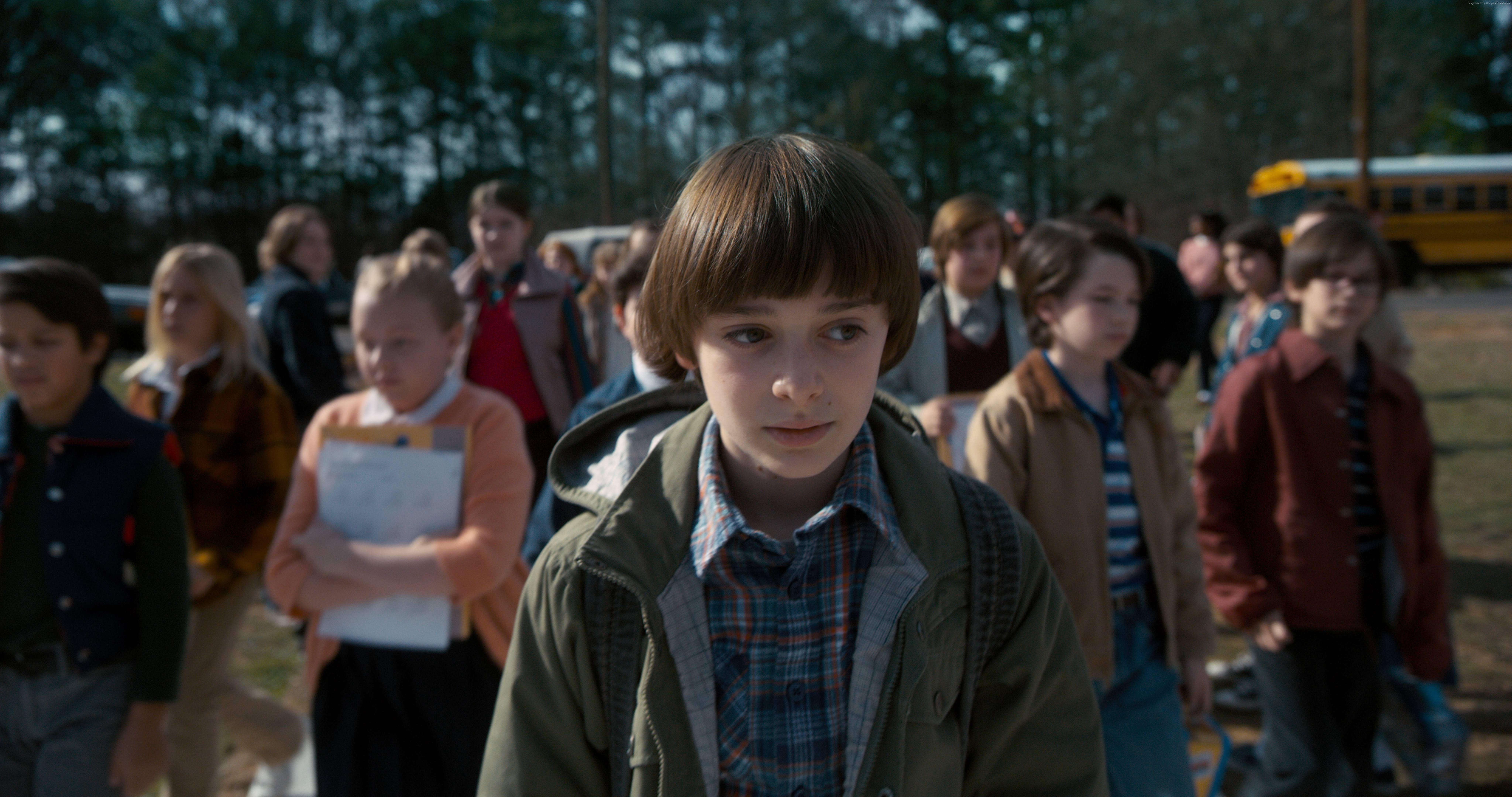 8192x4320 Noah Schnapp 1080P, 2K, 4K, 5K HD wallpaper free download