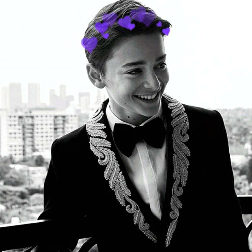 1024x1024 Noah Schnapp Bio, Height, Age, Age, Weight, Girlfriend