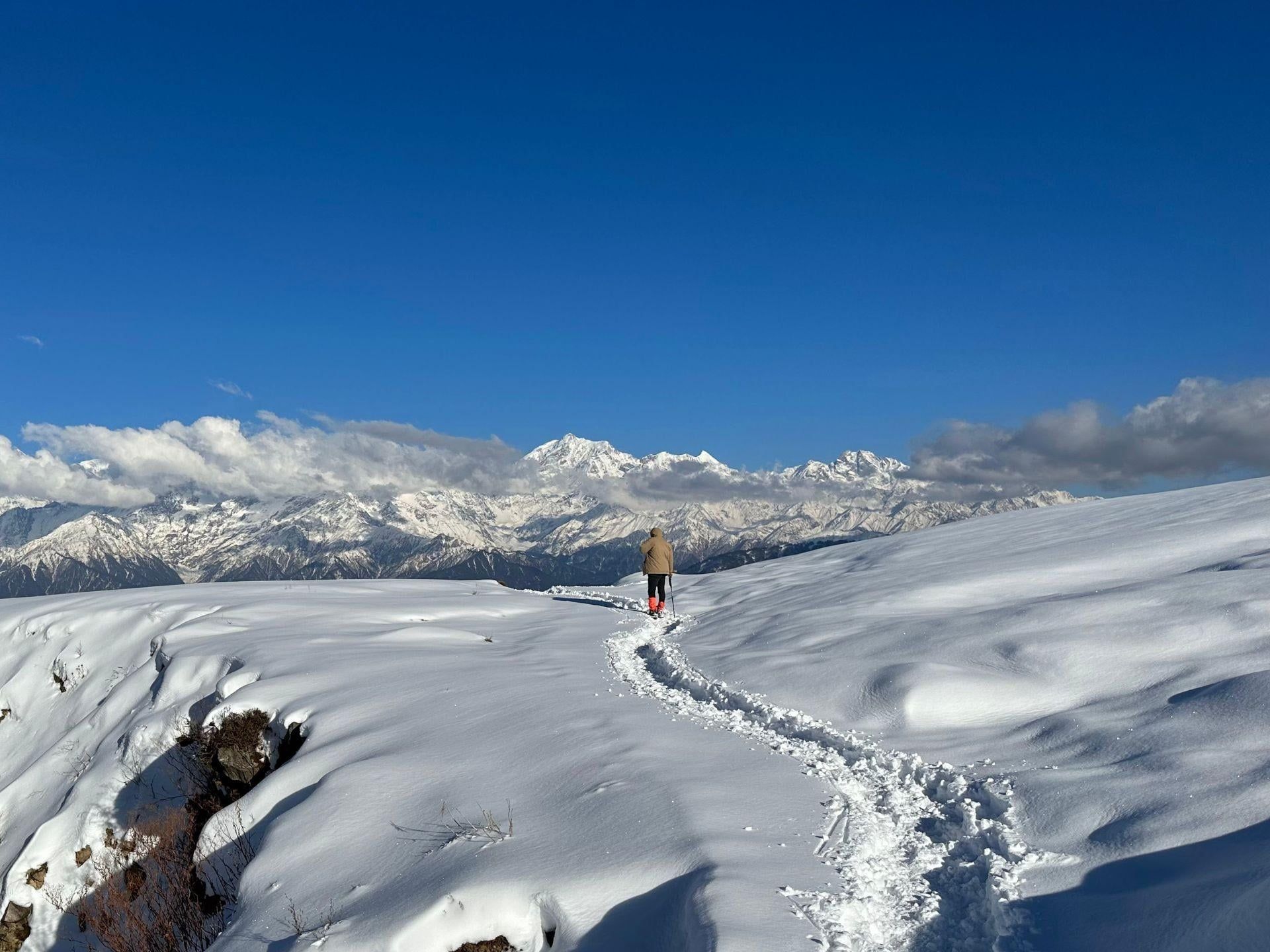 1920x1440 trekked both Dayara Bugyal