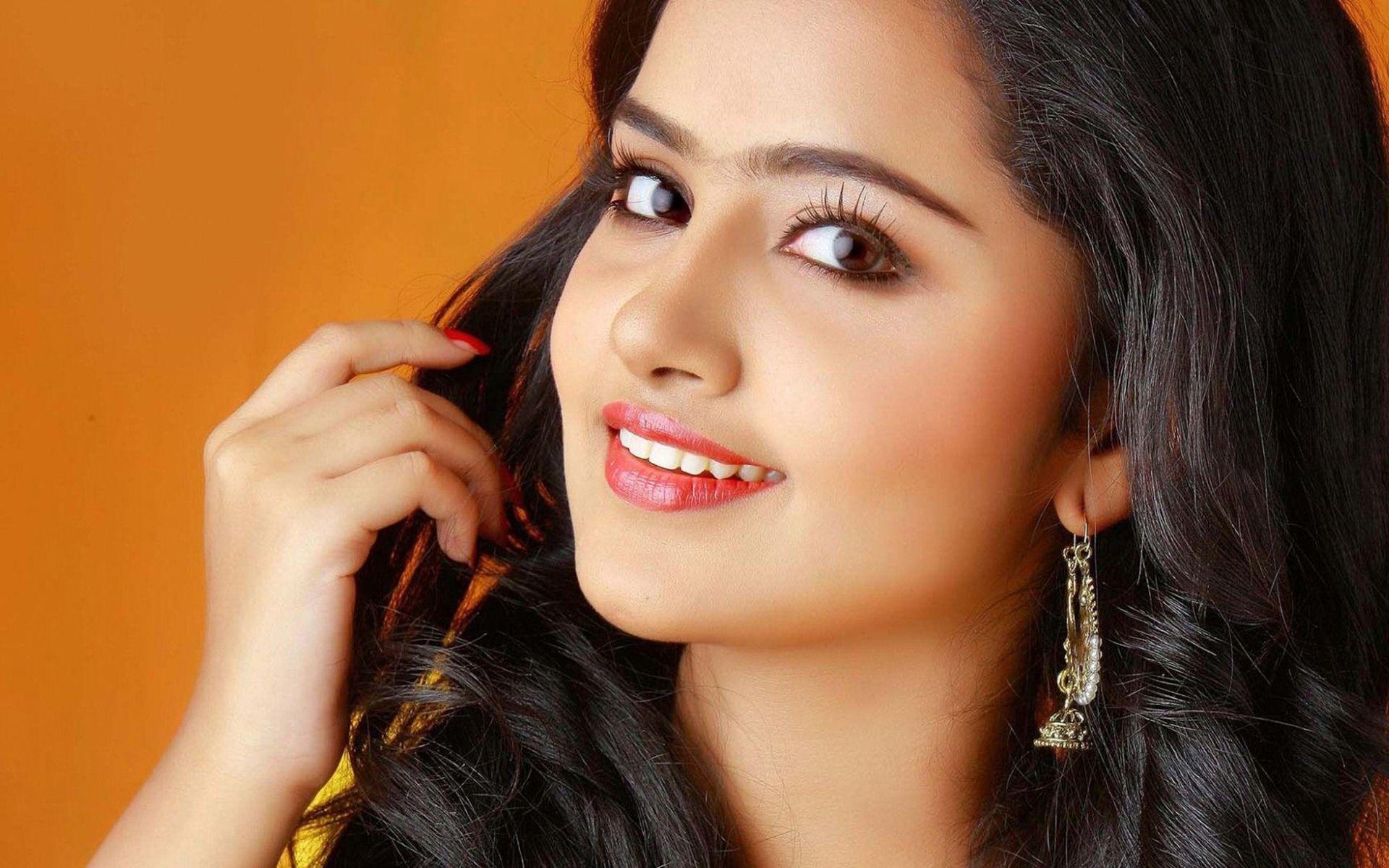 100 Anupama Parameswaran Wallpapers  Wallpaperscom