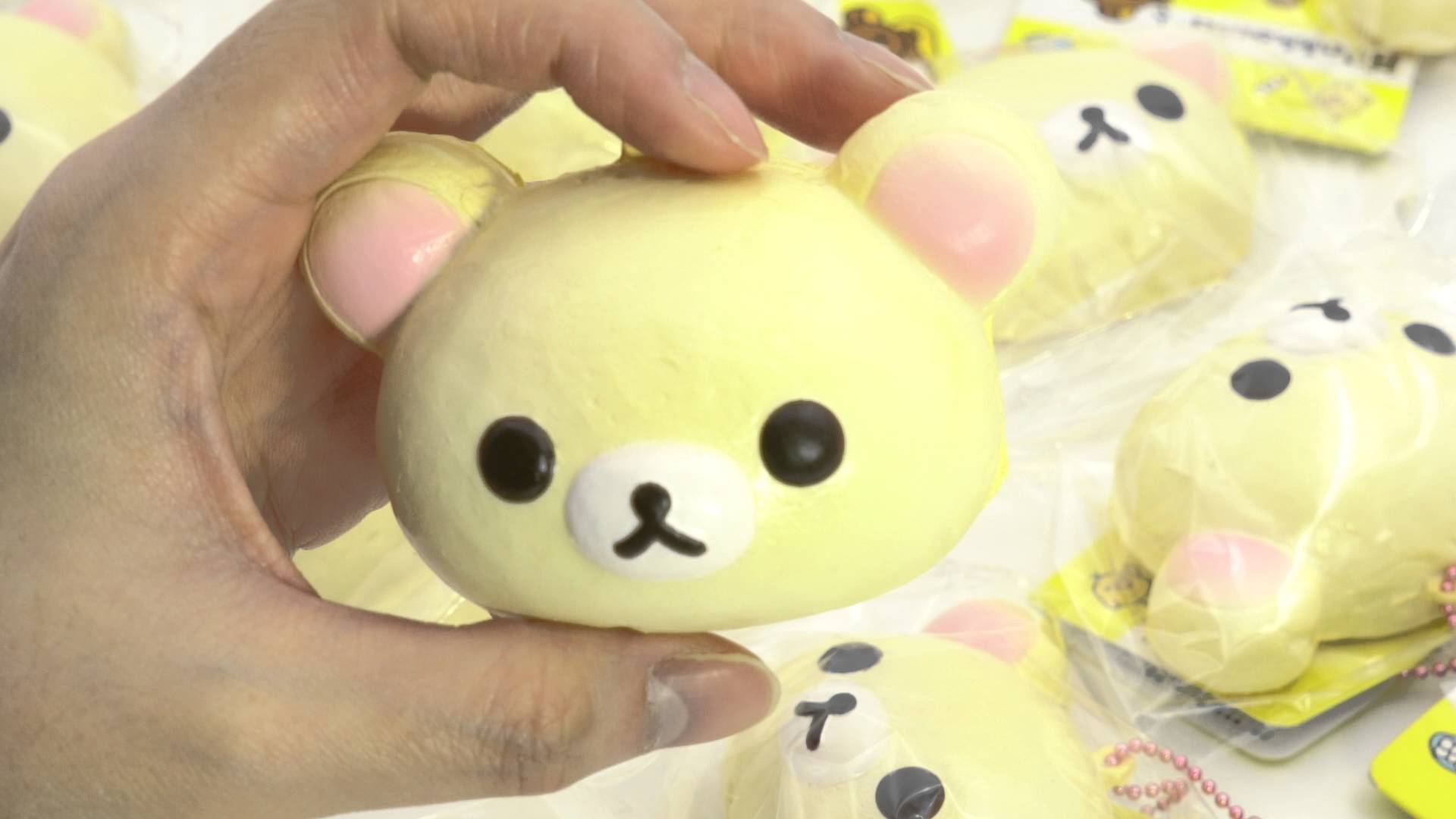 1920x1080 Korilakkuma white bear bread bun squishy