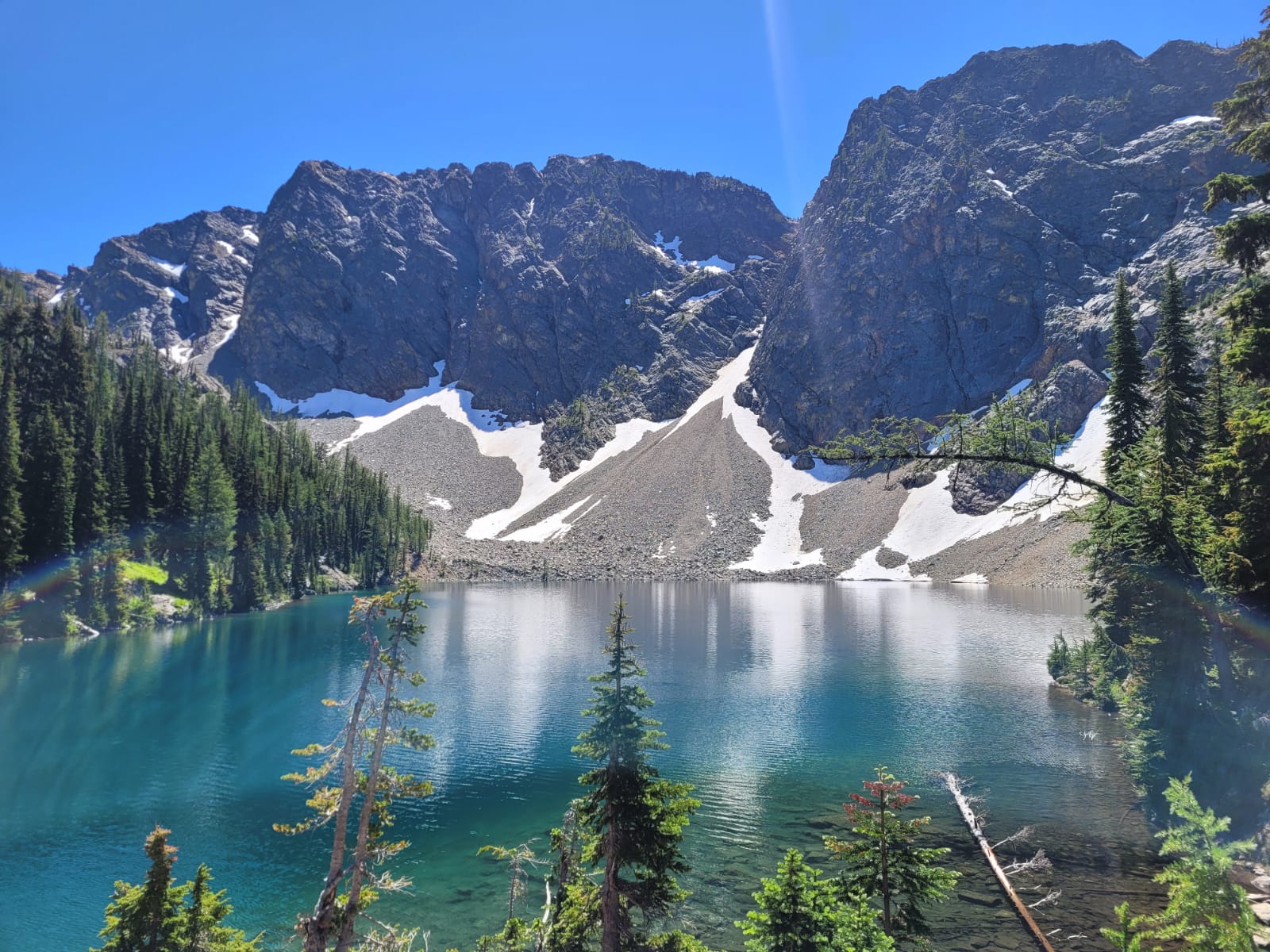 1600x1200 North Cascades National Park July 2023