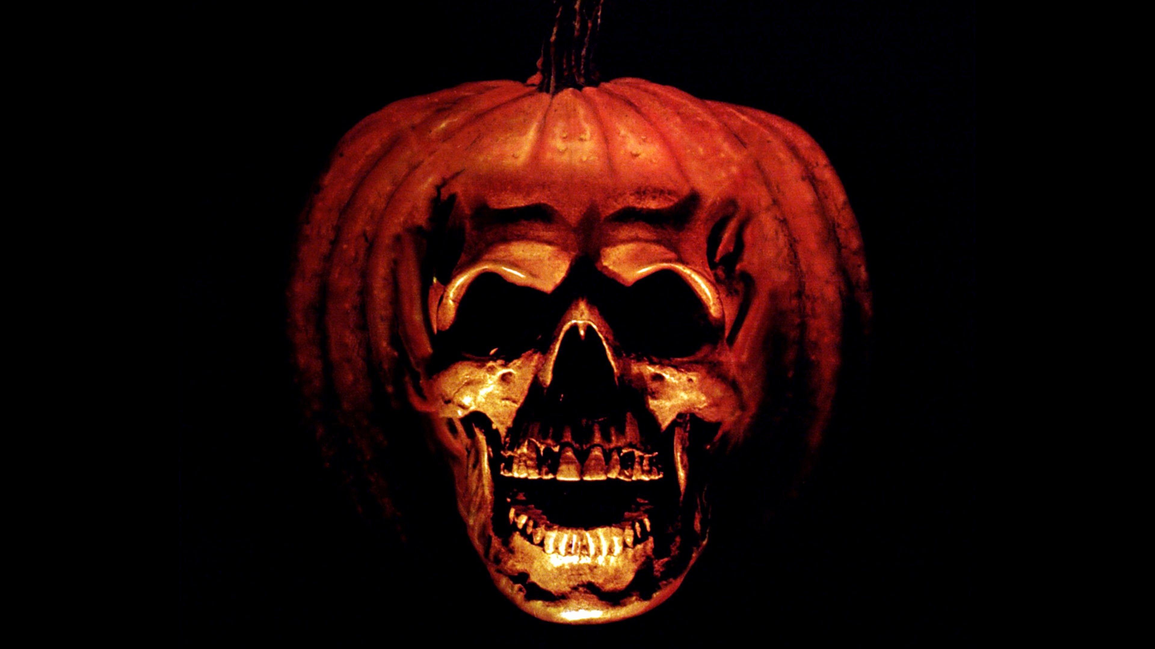 3840x2160 Scary Halloween Wallpaper
