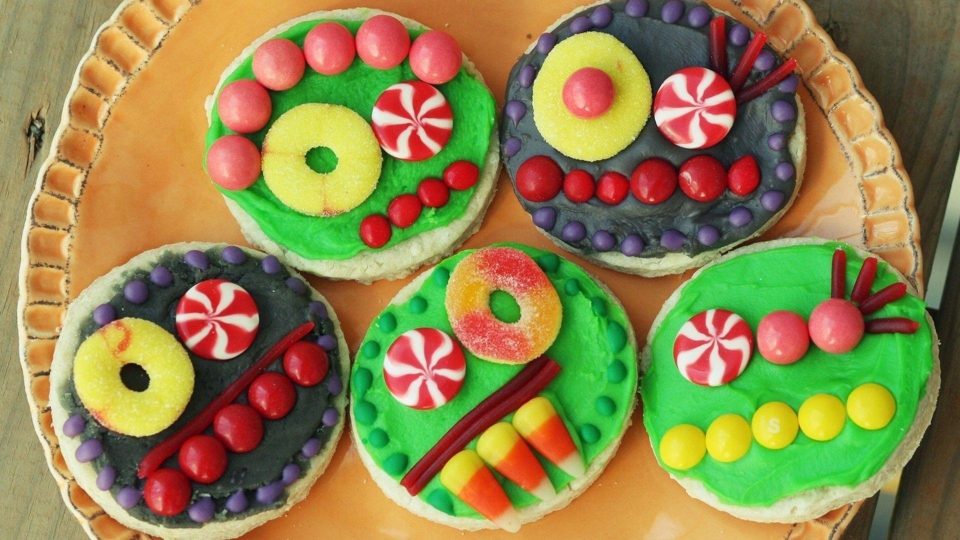 1920x1080 Cookies Peppermint Candy Corn Halloween Wallpaper