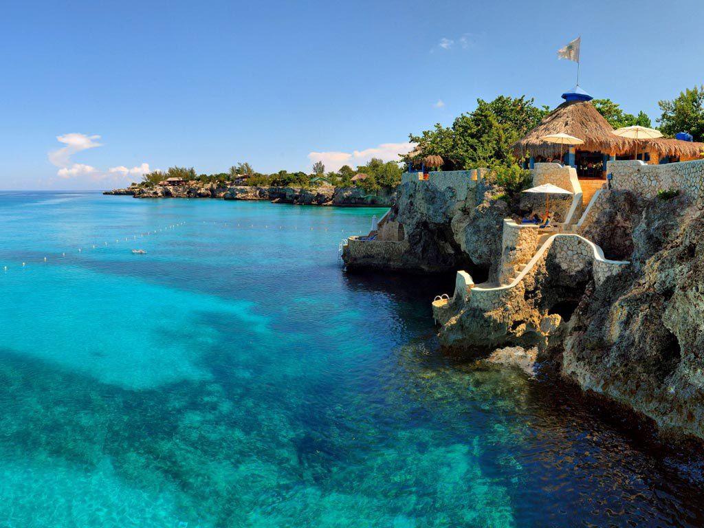 1024x768 Jamaica Beach Wallpaper