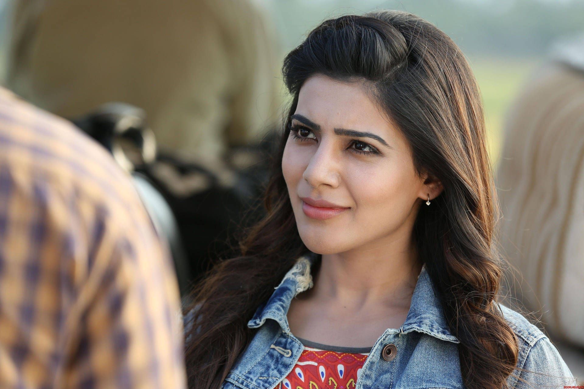 1920x1280 Samantha HD Picture