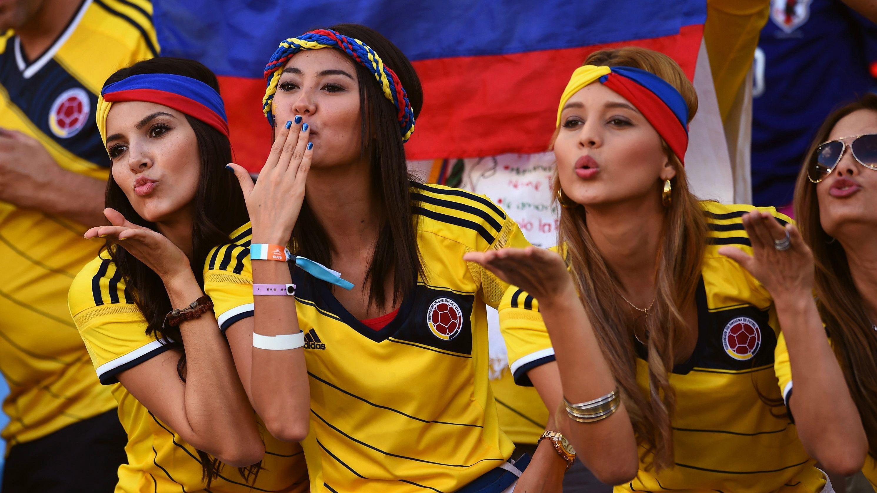 2982x1677 Colombia Wallpaper