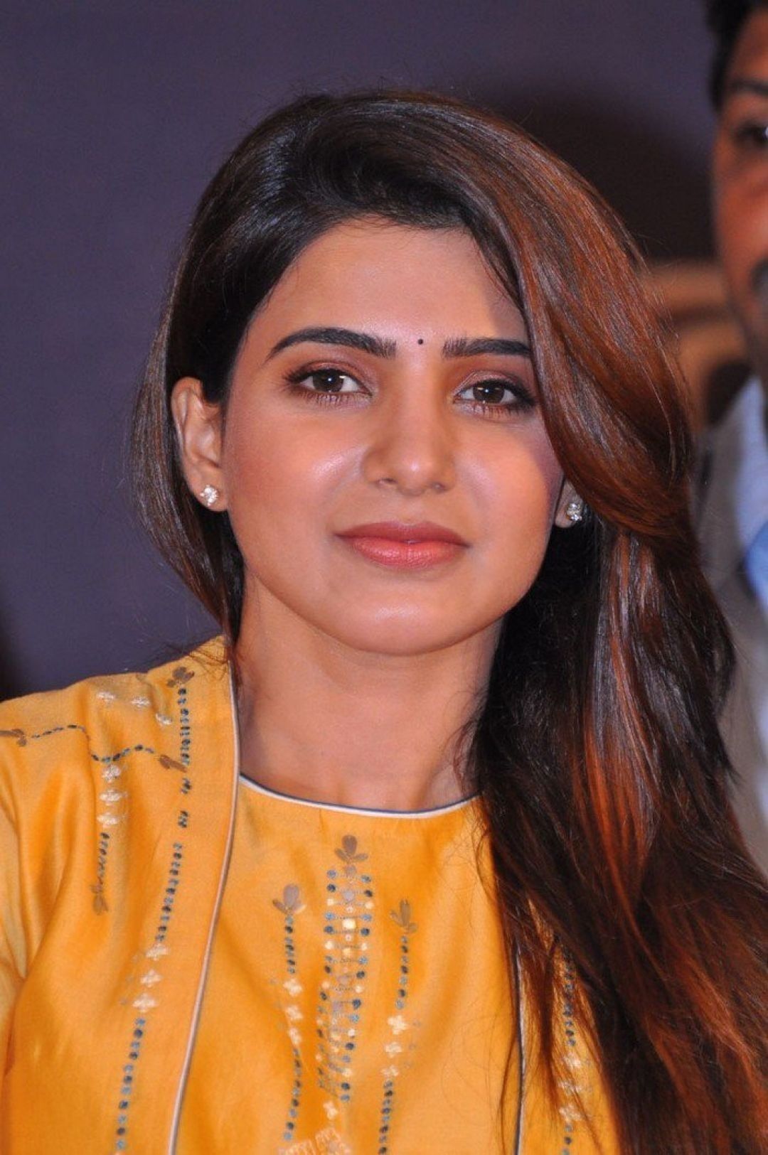 1080x1625 Samantha smile Wallpaper Download