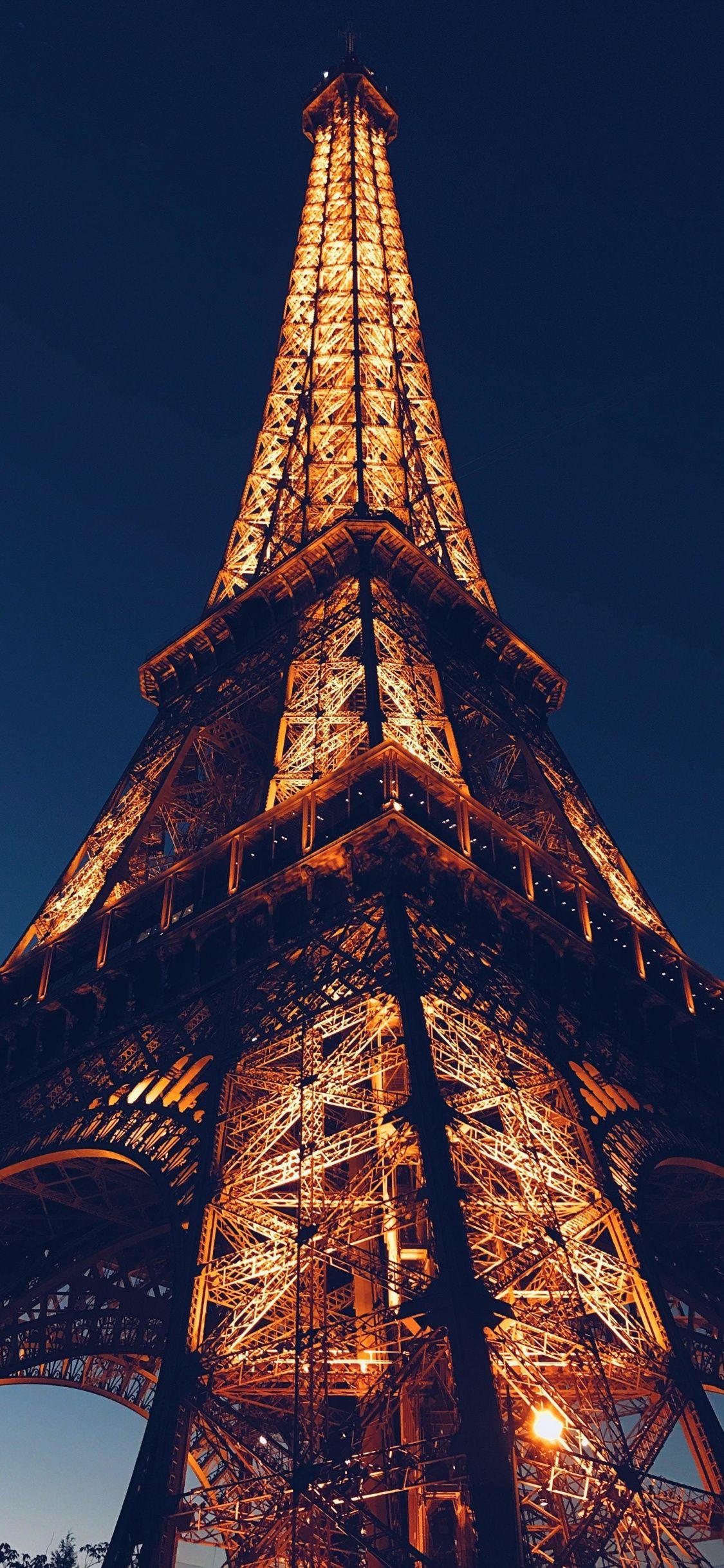 1125x2436 Download 1125x2436 wallpaper eiffel tower, city, paris