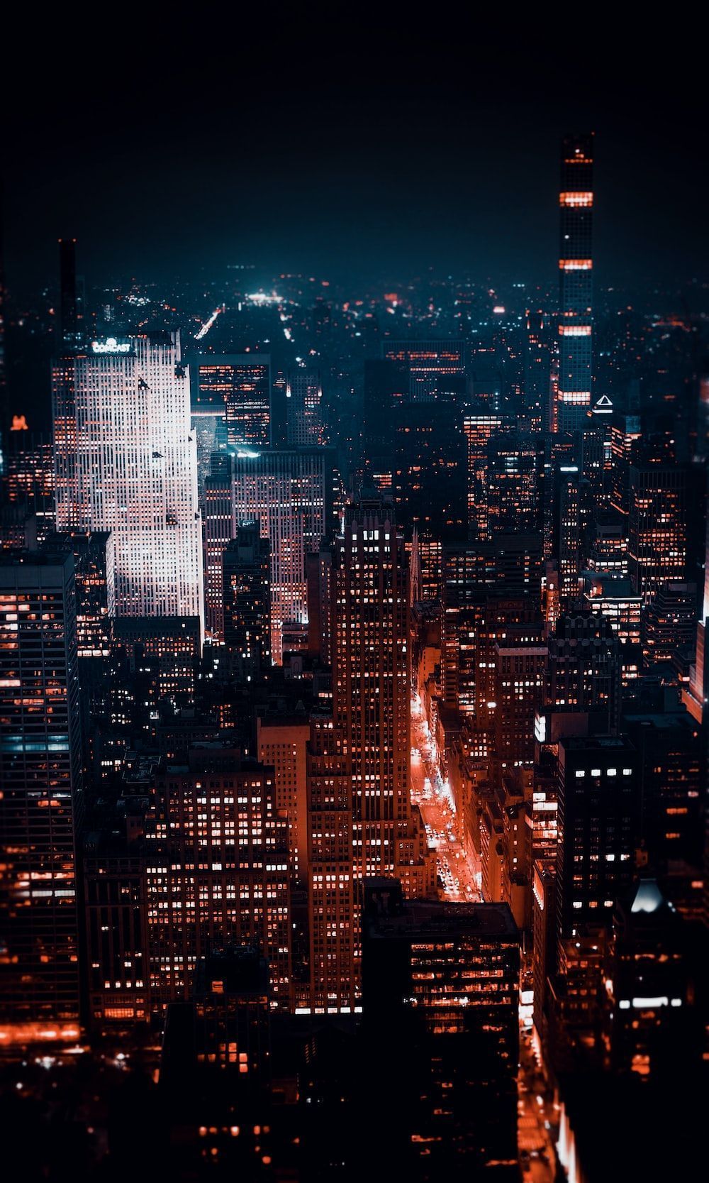 1000x1667 City Night Picture HD