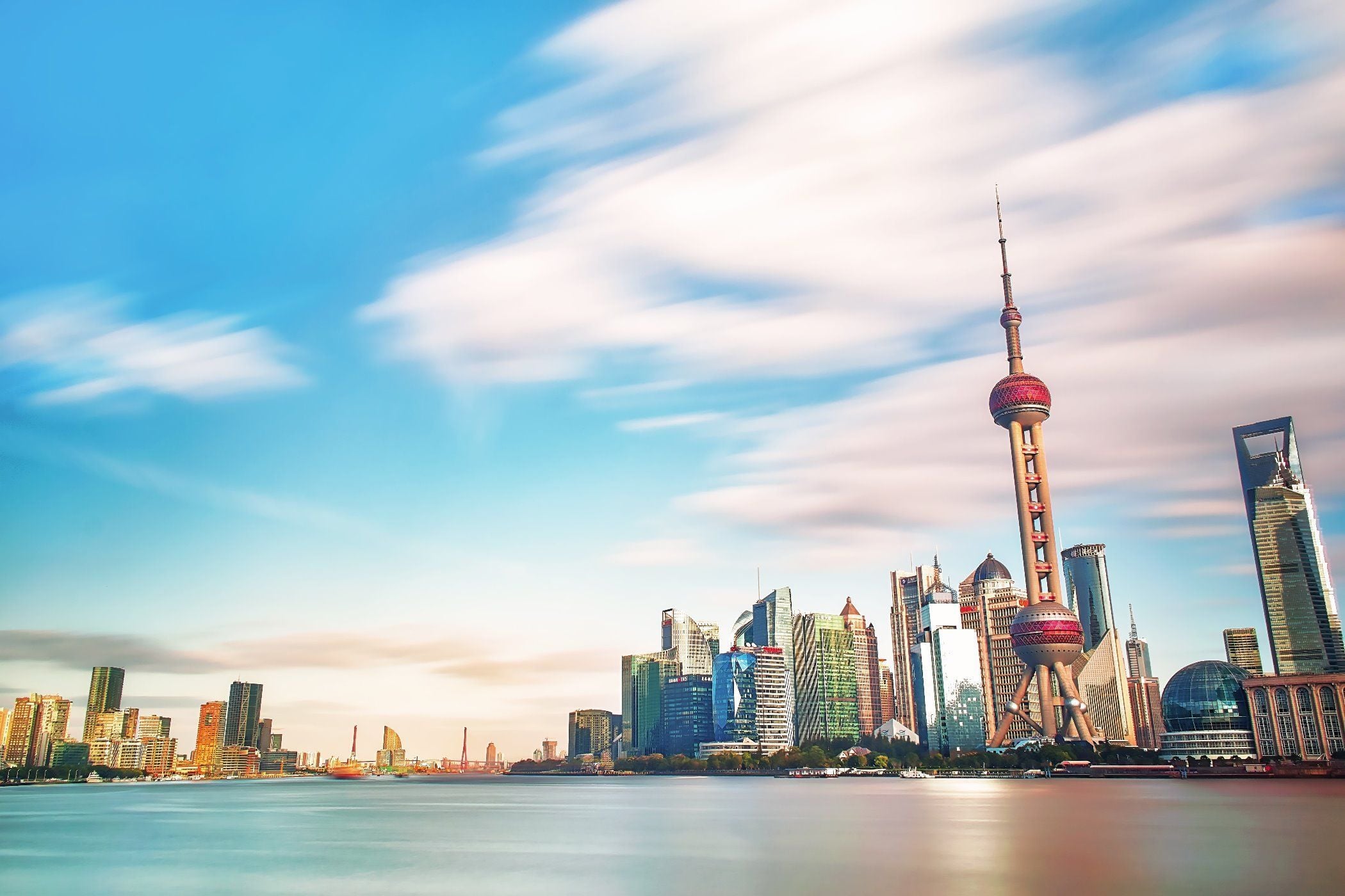 2100x1400 Shanghai Travel: Luxury Lifestyle