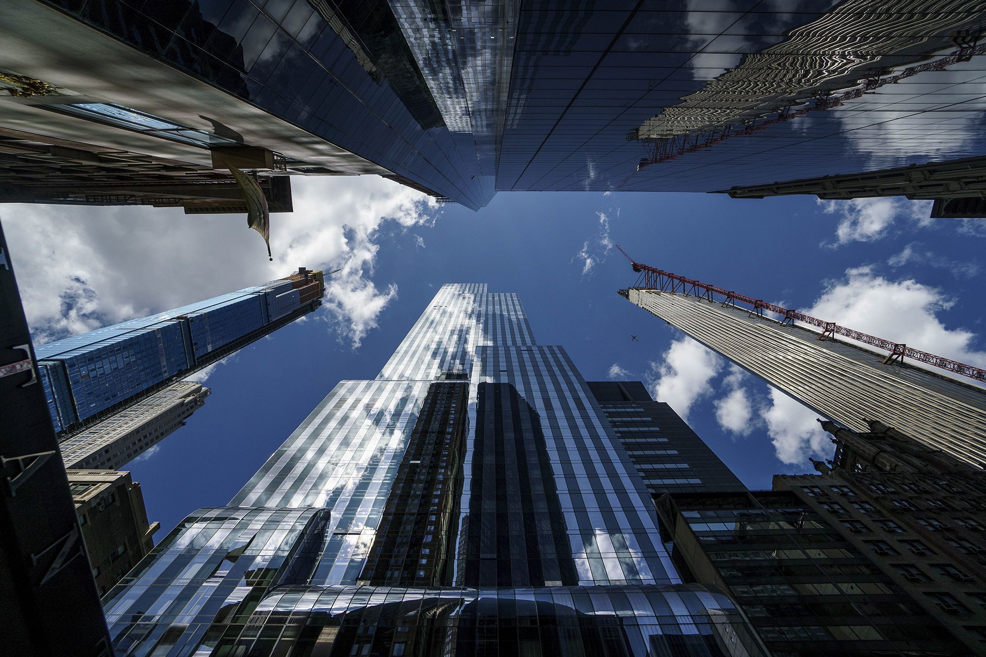 2000x1333 luxury units empty in Billionaires' Row