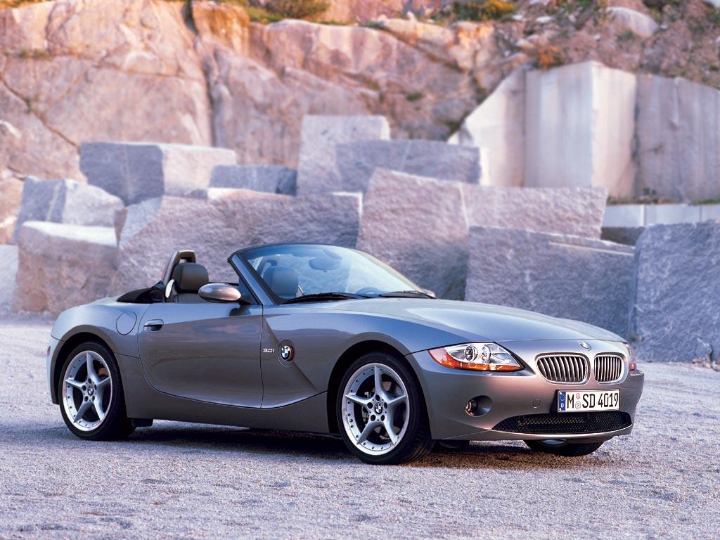 1024x768 Cars Wallpaper