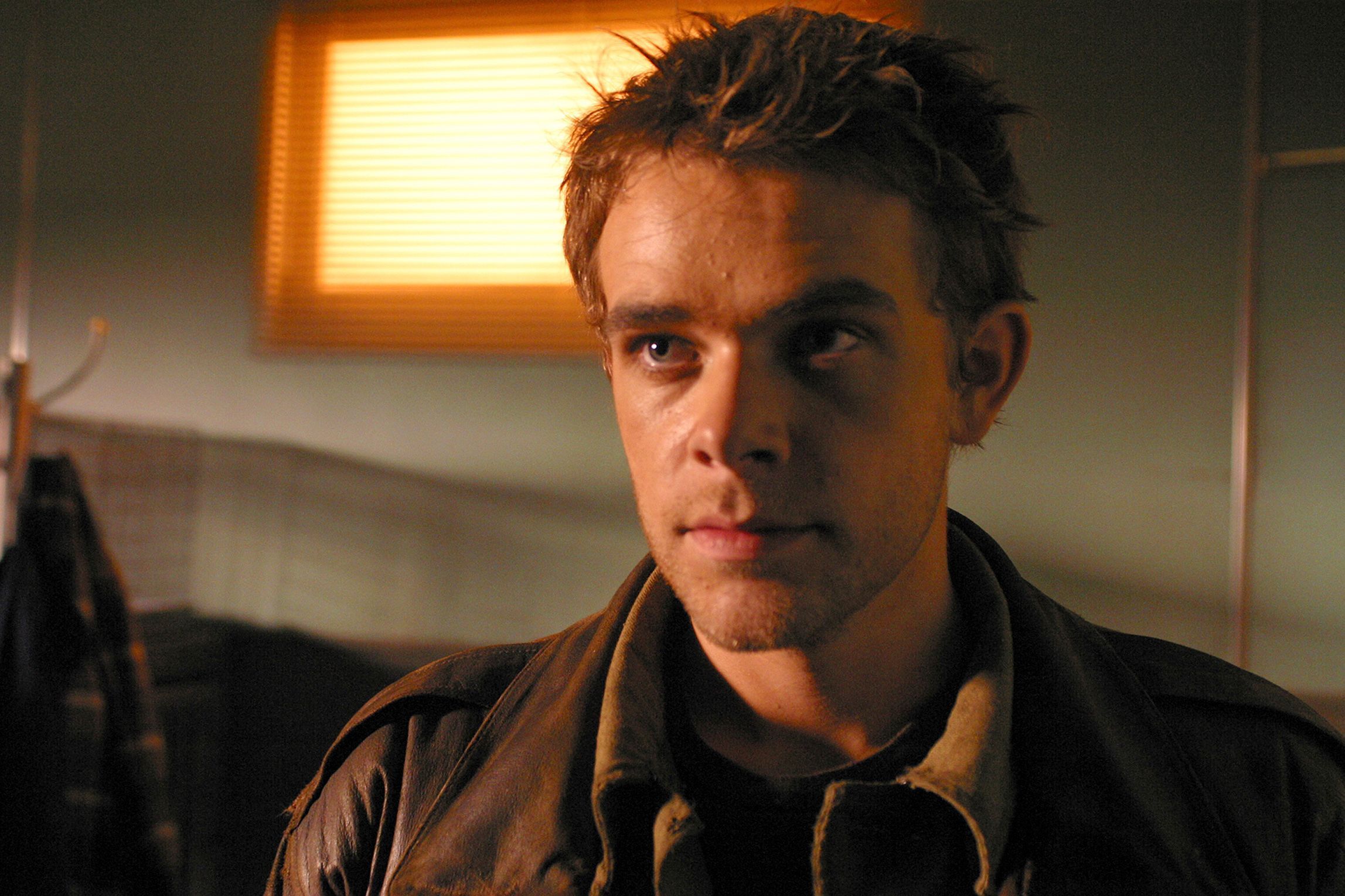 2295x1530 Nick Stahl image, portraying John