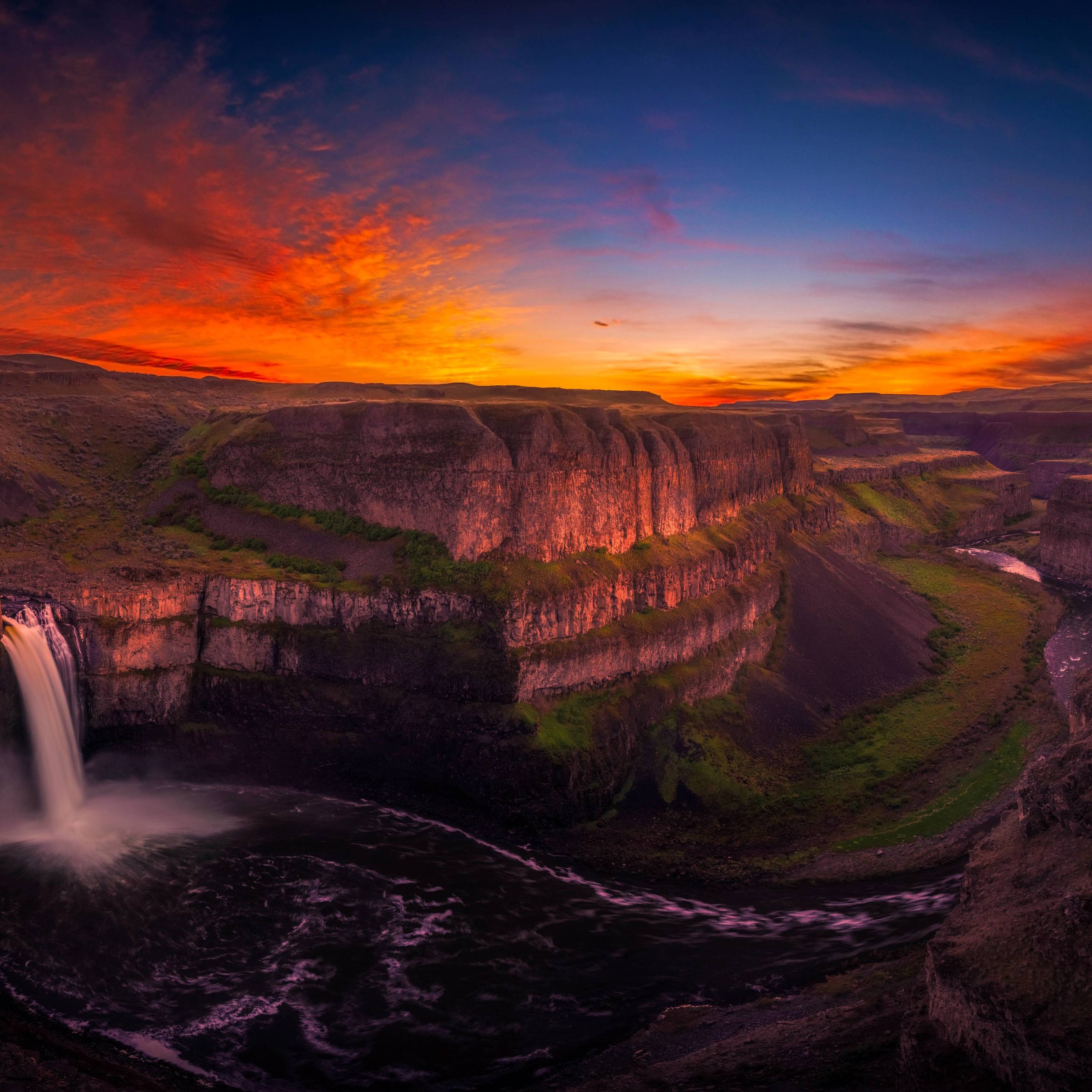 Waterfall Sunset Background Wallpaper