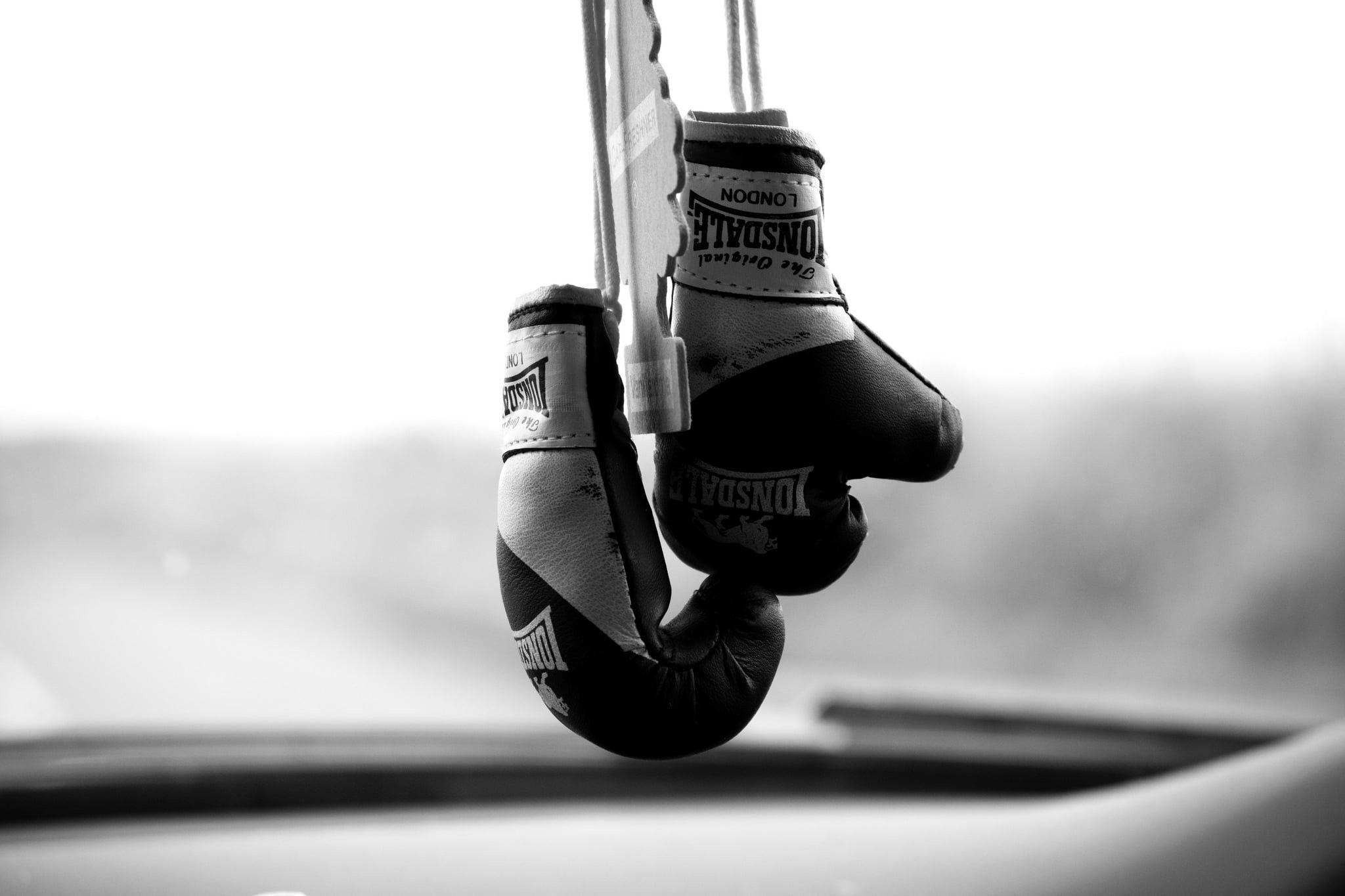 2048x1365 Best Hanging Boxing Gloves Wallpaper FULL HD 1920×1080