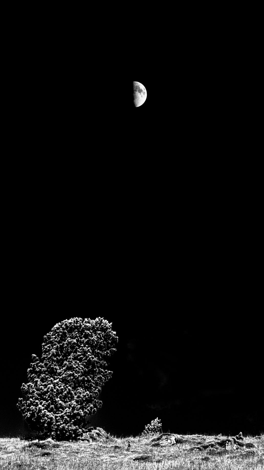 1080x1920 Moon black wallpaper iPhone