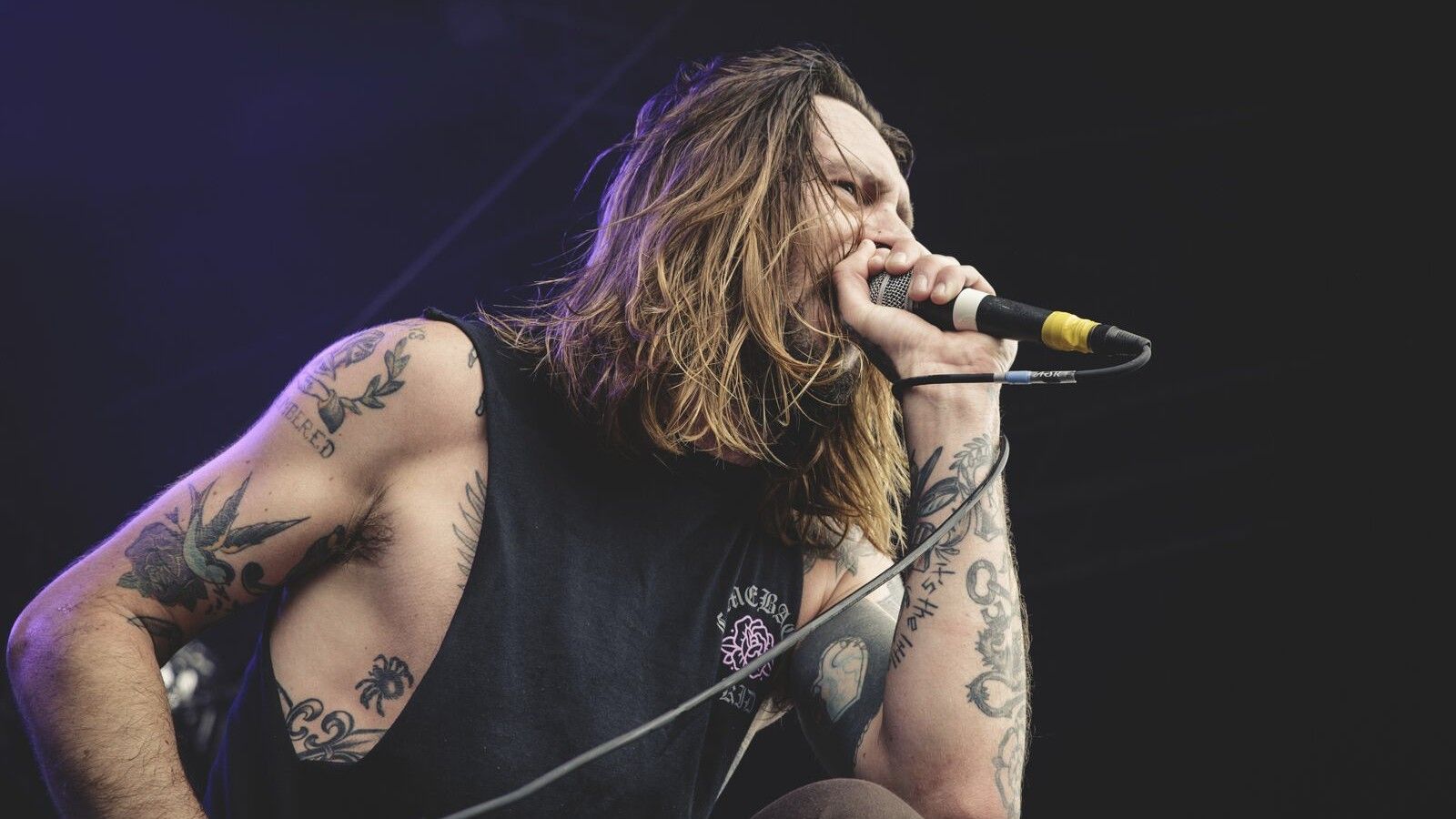 1600x900 While She Sleeps: Termin für neues