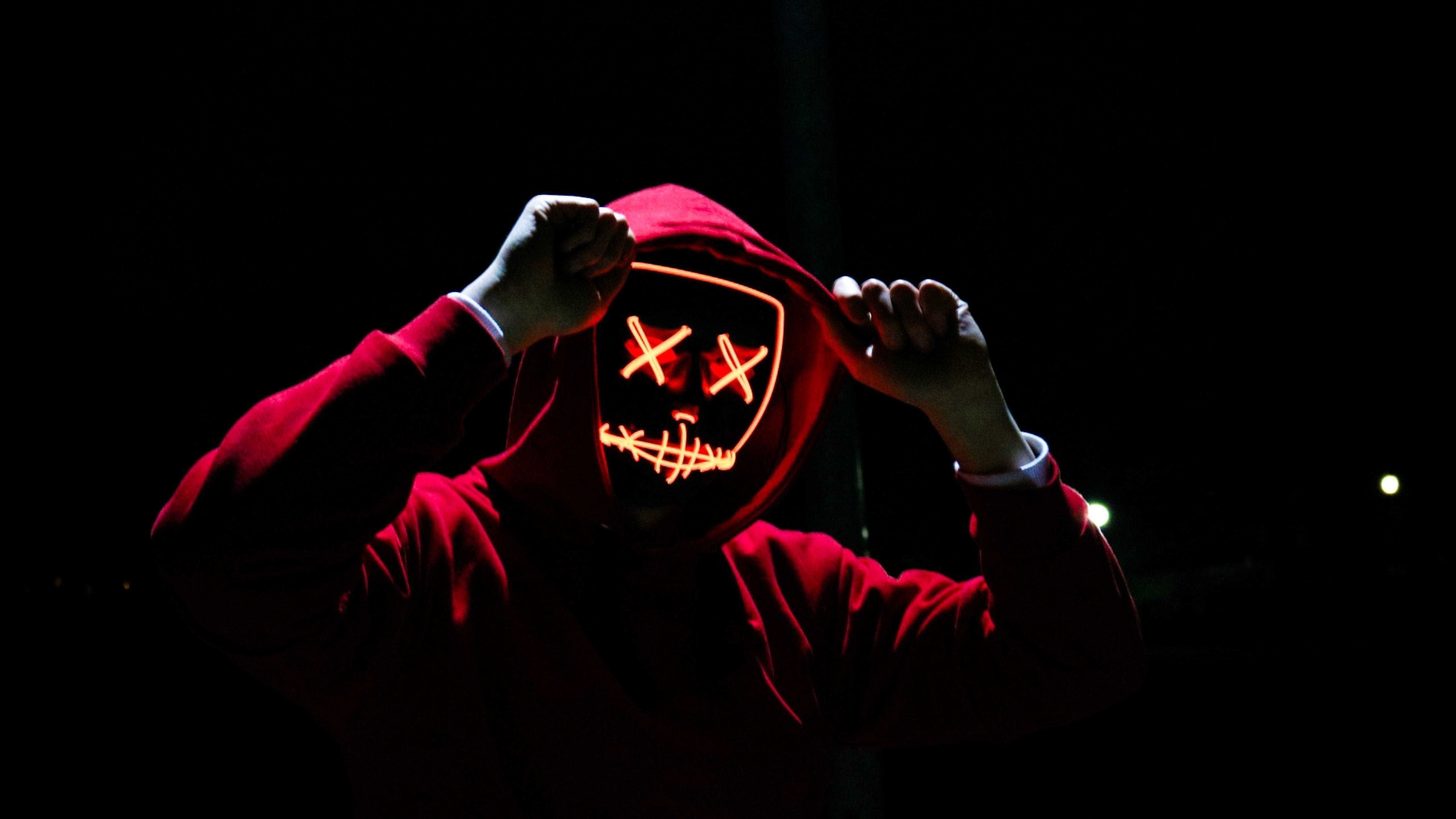 5120x2880 Neon Light Face Horror Wallpaper