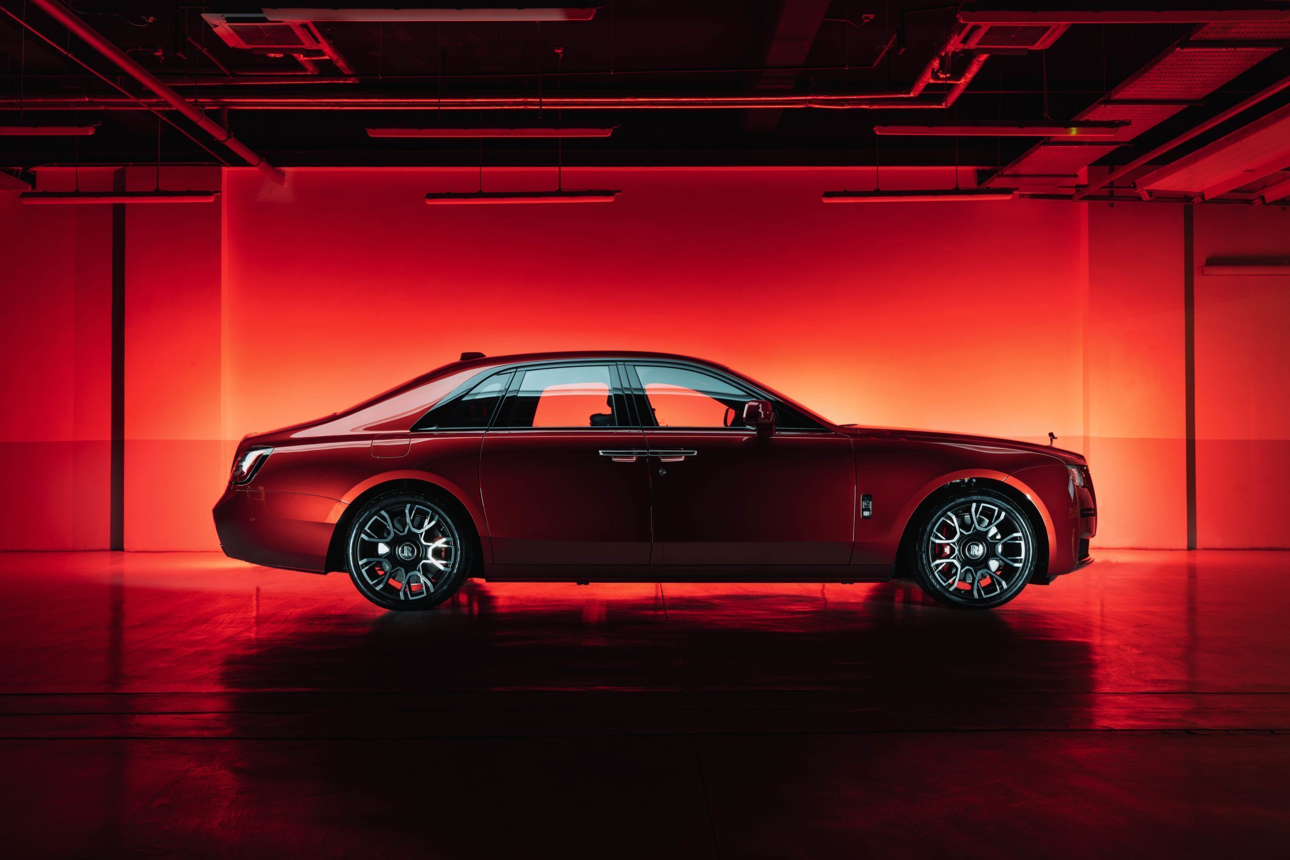 2560x1707 Rolls Royce Black Badge Ghost
