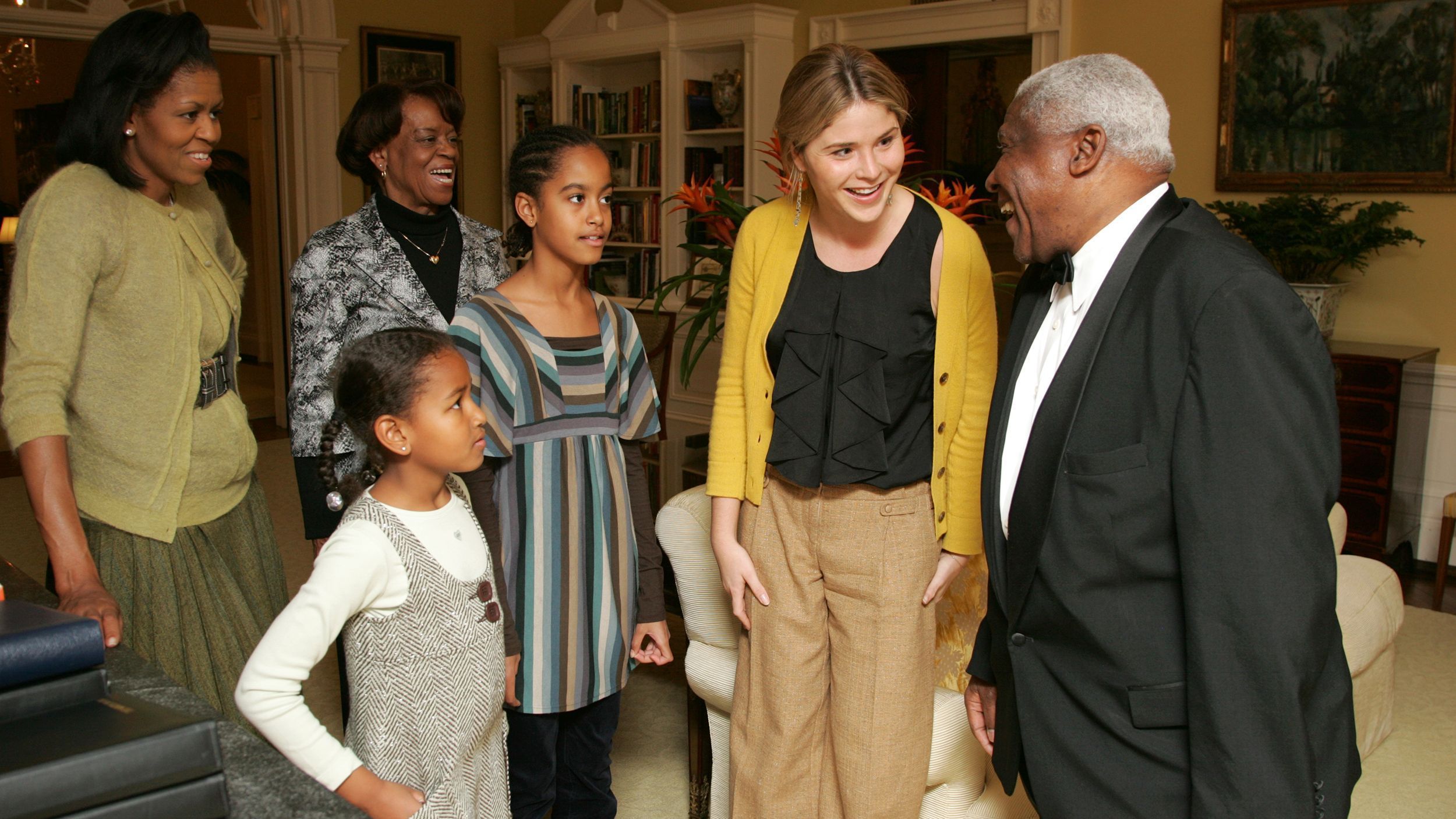 2500x1407 Jenna Bush Hager shares rare photo
