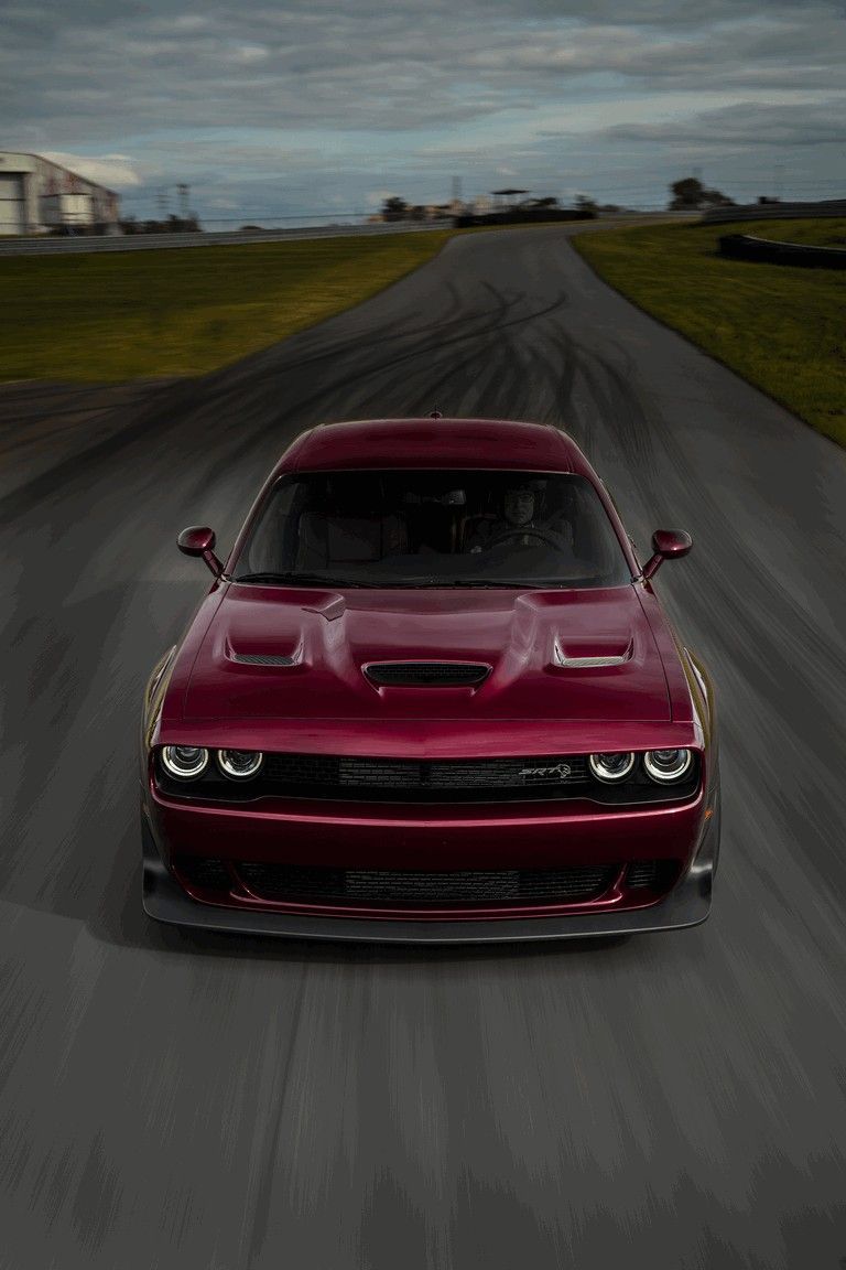 768x1152 Dodge Challenger SRT Hellcat