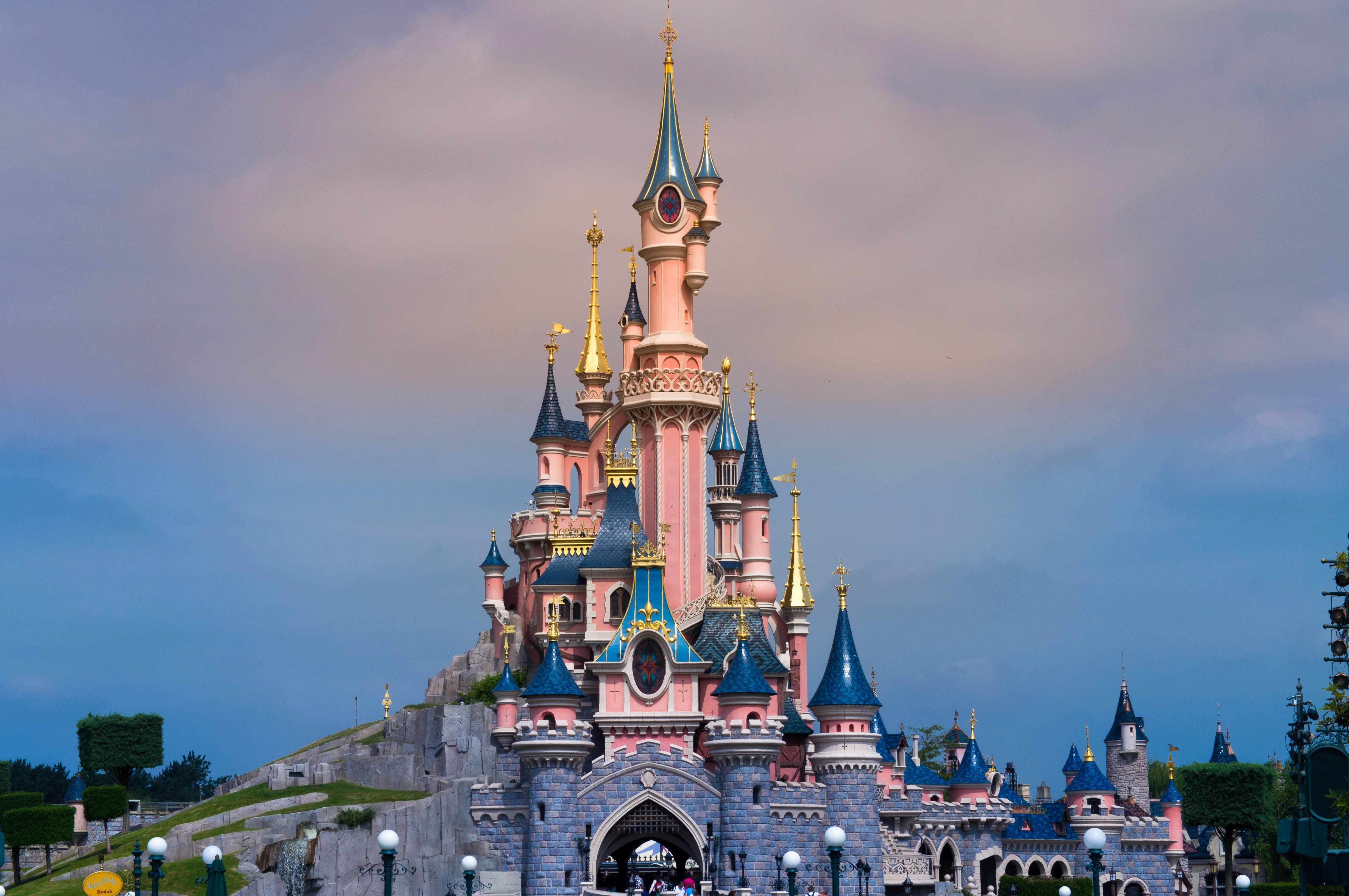 Disneyland Paris Wallpapers Top Free Disneyland Paris Backgrounds Wallpaperaccess