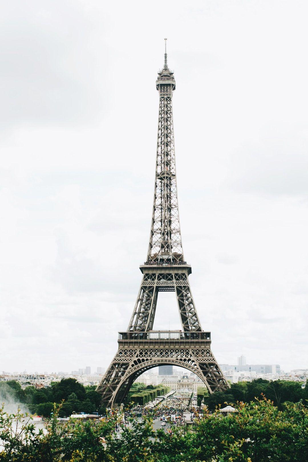 1080x1620 Eiffel Tower Image [HD]. Download Free