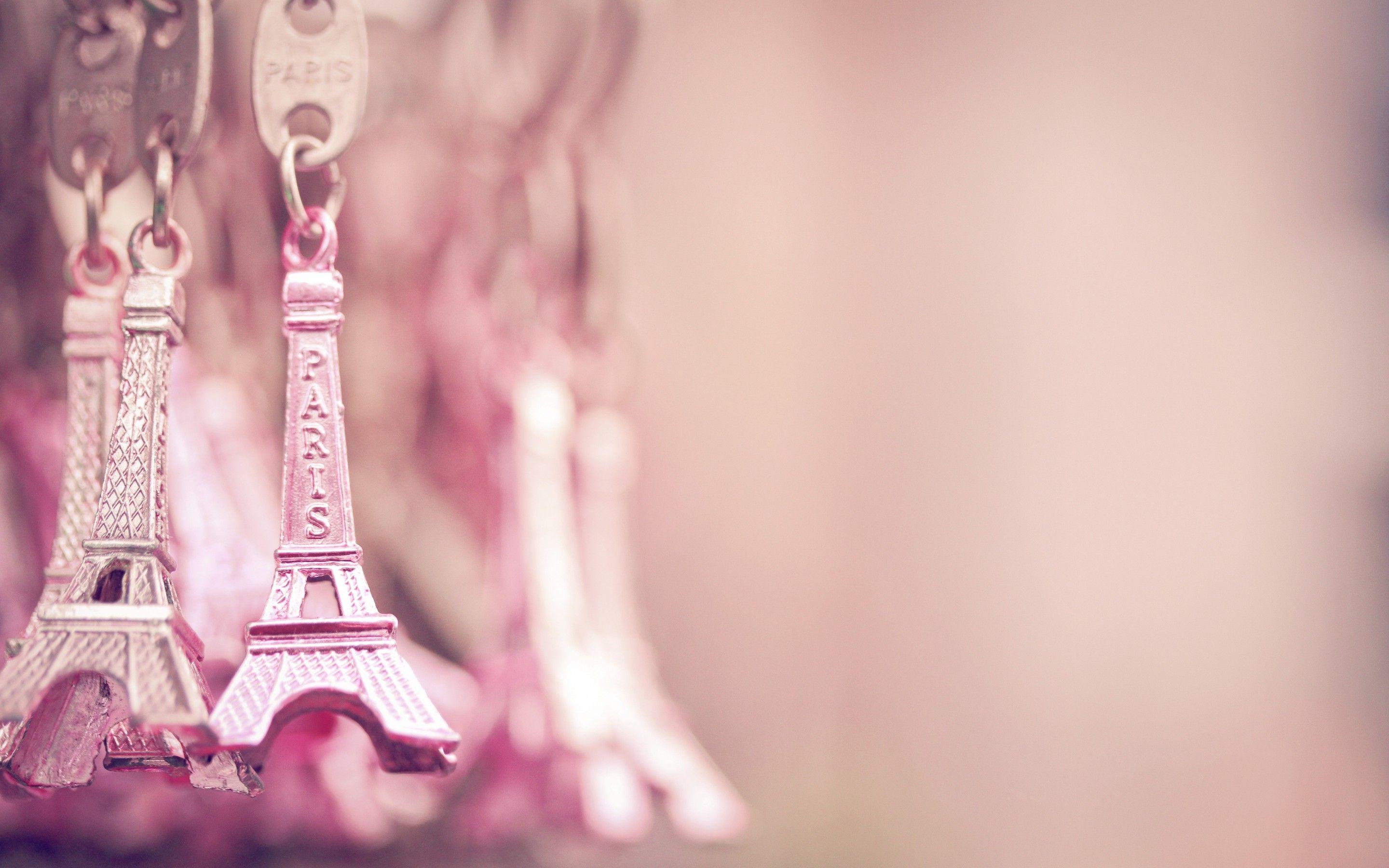 2880x1800 Paris Wallpaper Pink Cartoon