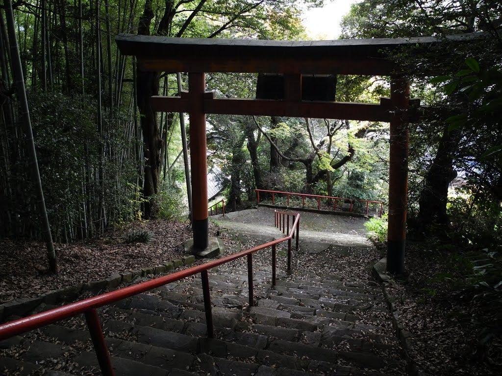 1024x768 Torii Tag wallpaper: Japanese Garden Shinto Shrine Nature Torii