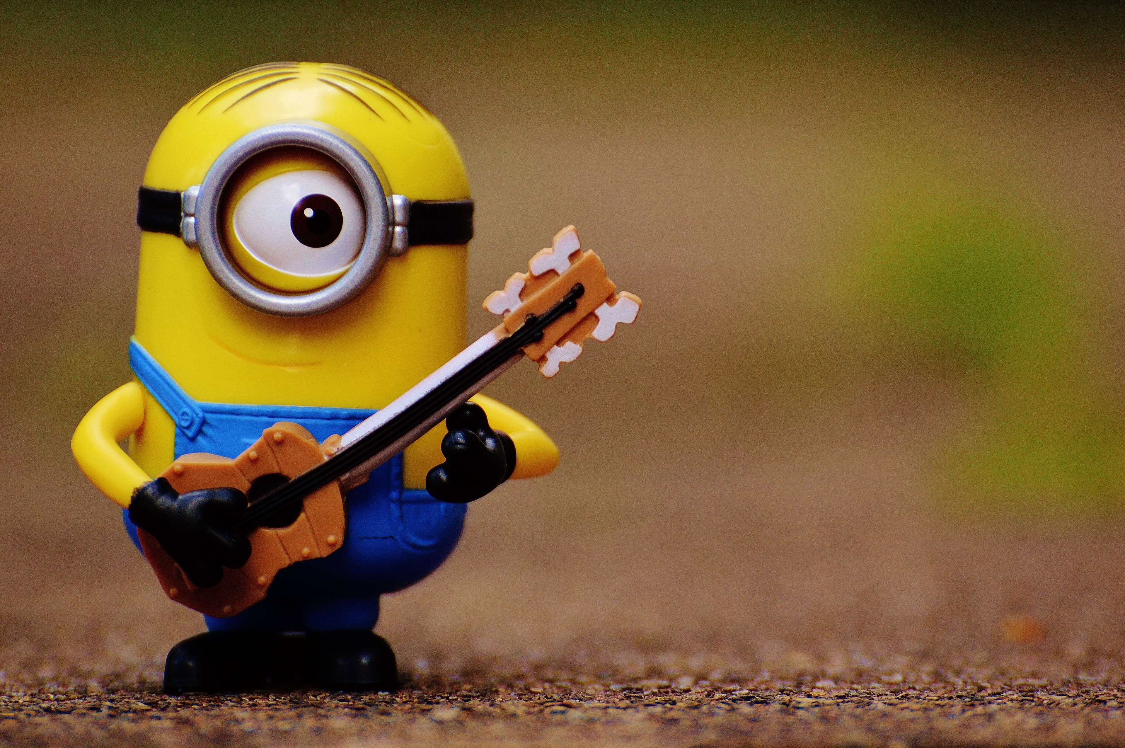 3840x2553 cute, funny, guitar, minion, music, musical, play
