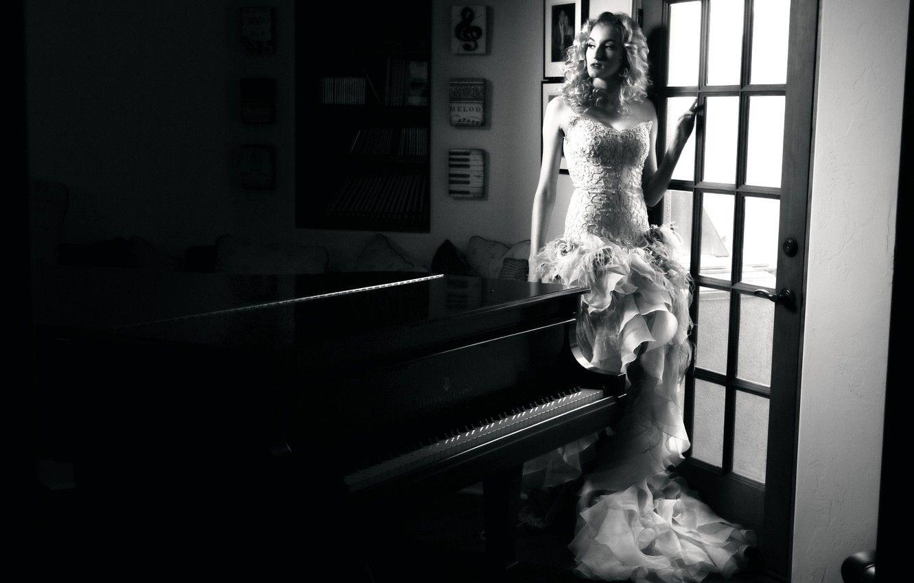 1332x850 Wallpaper girl, music, piano, fashion, vintage, young, retro