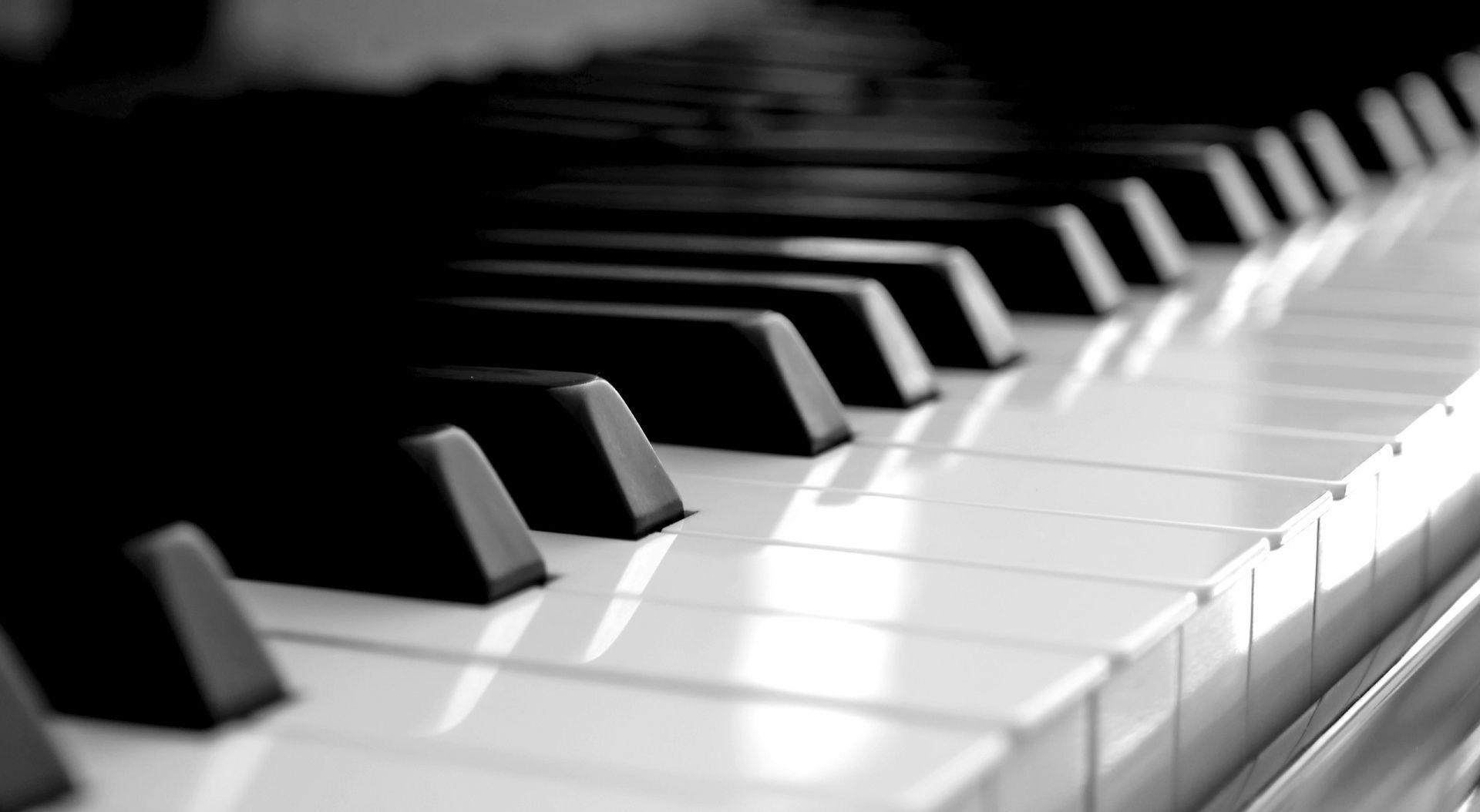 1920x1054 Piano Wallpaper HD