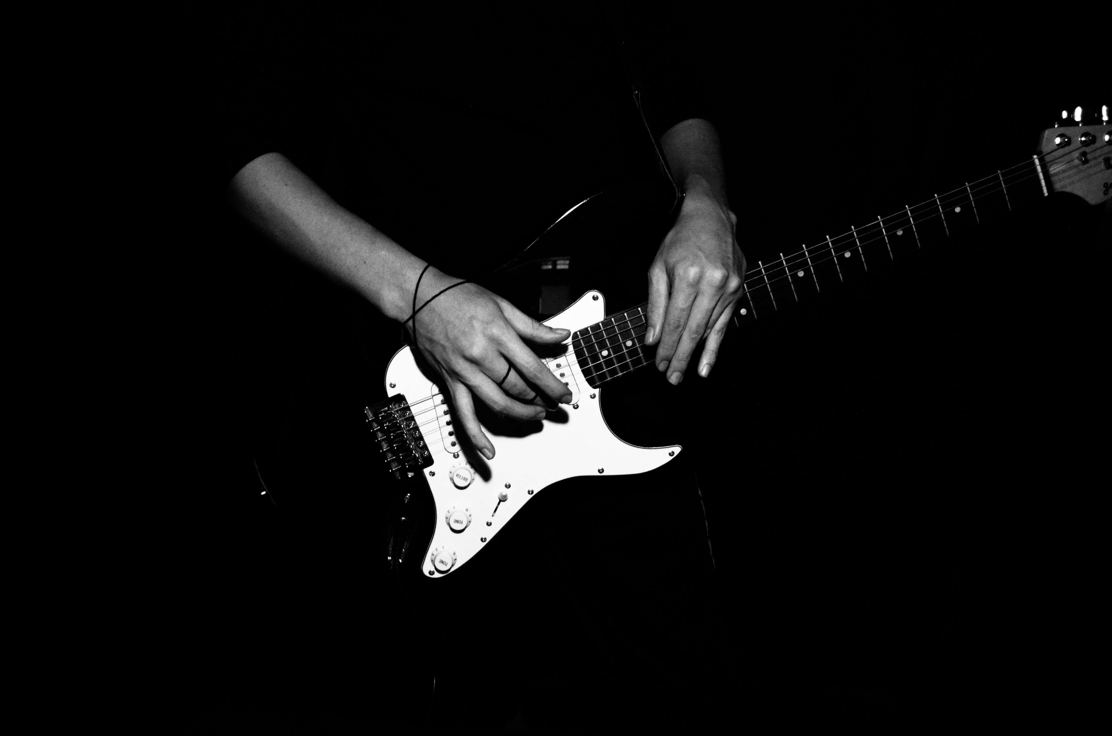 3840x2543 black, black and white, electric guitar, guitar