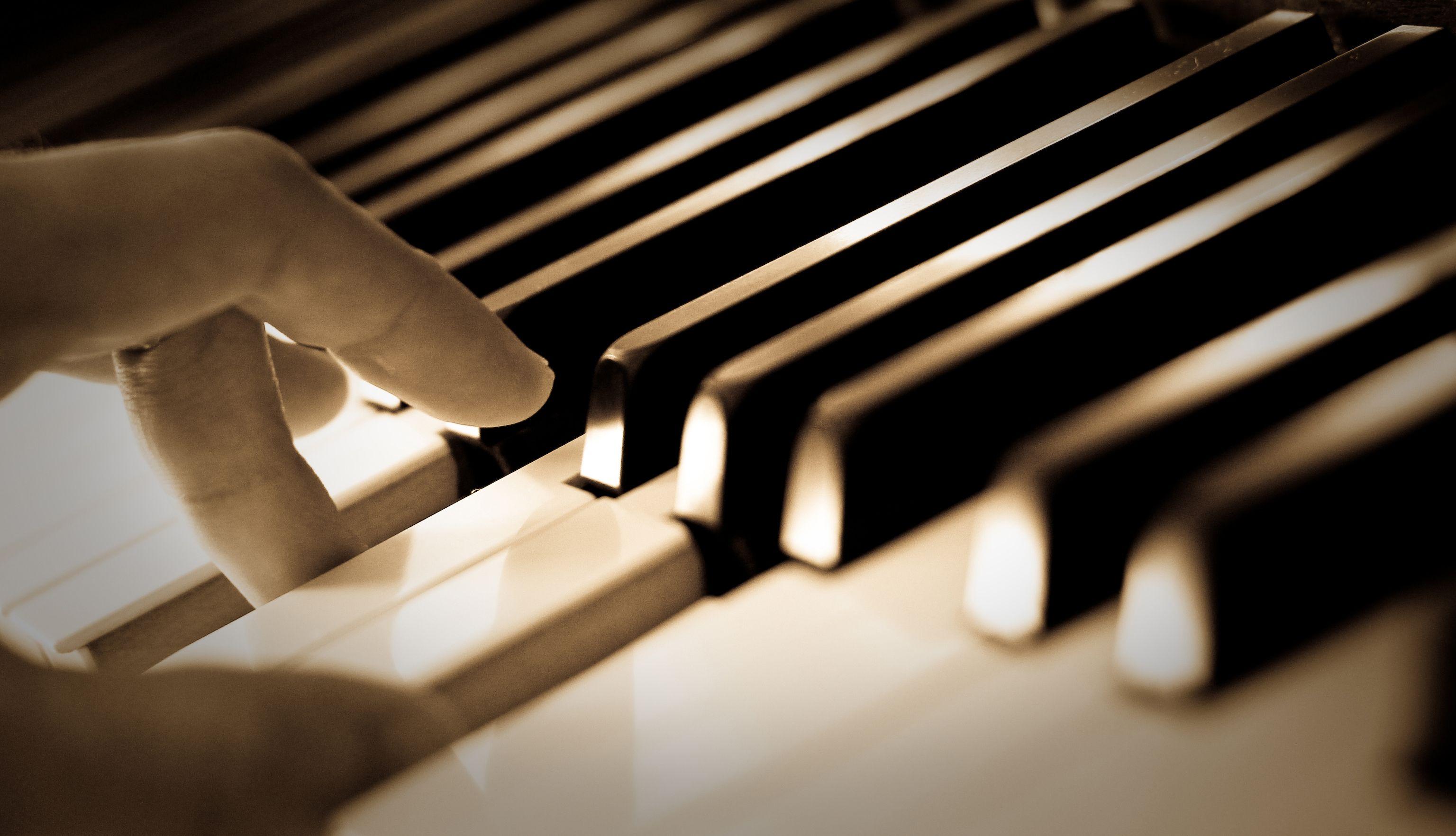 3072x1765 Piano Wallpaper 03983