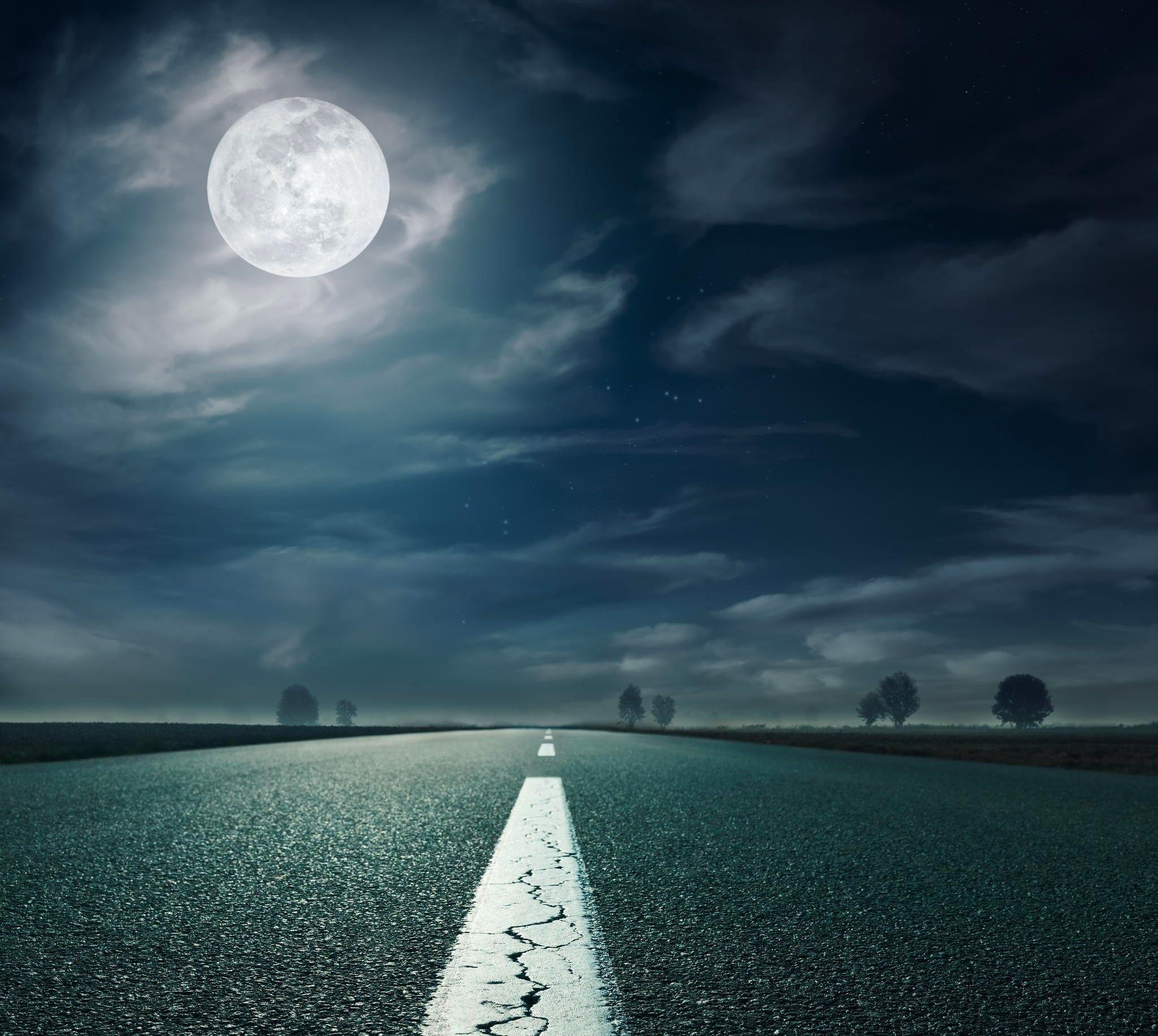 2048x1833 Moonlight Night Wallpaper
