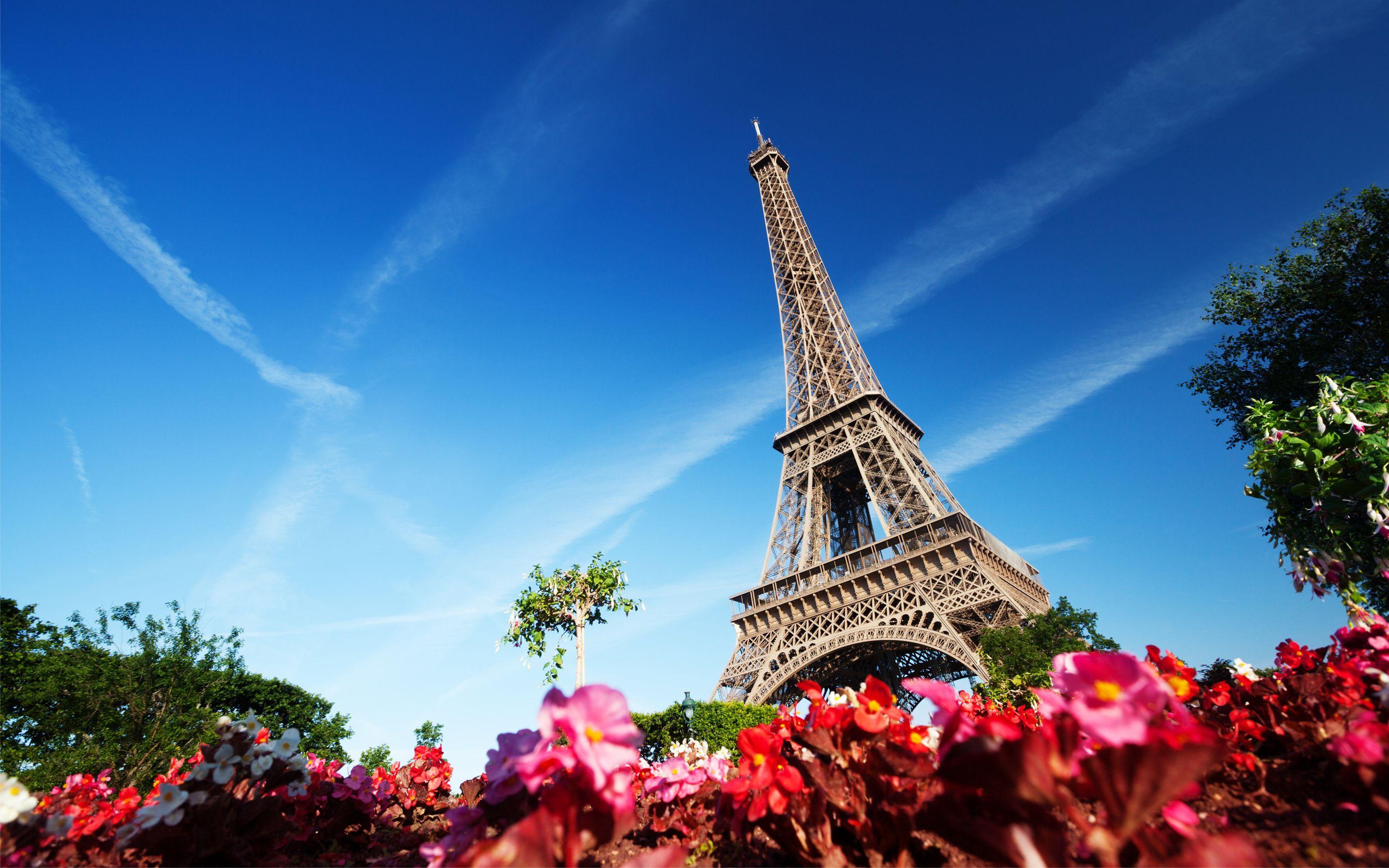 2880x1800 Eiffel Tower Paris France Wallpaper