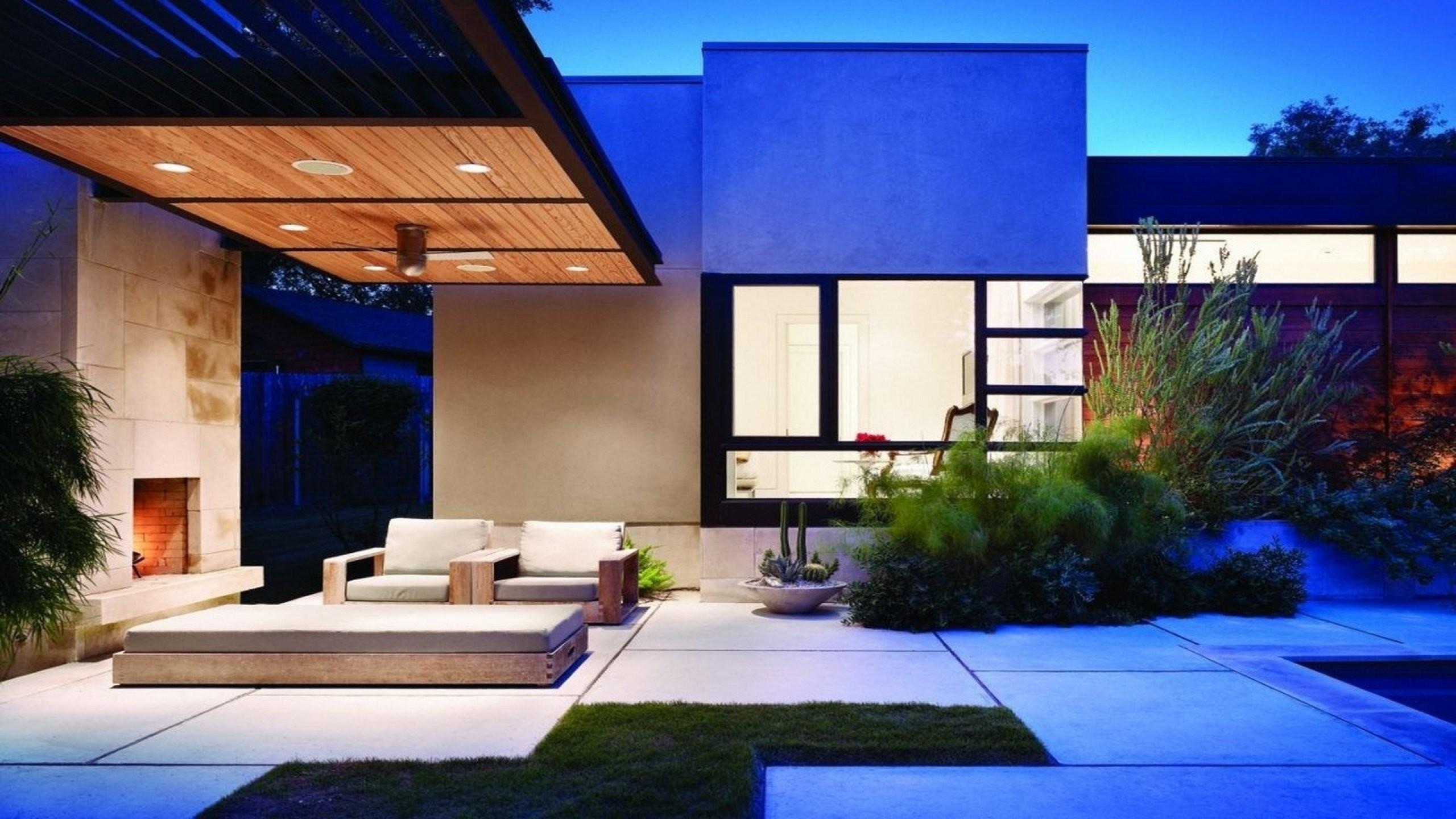 2560x1440 Modern Mansion Wallpaper