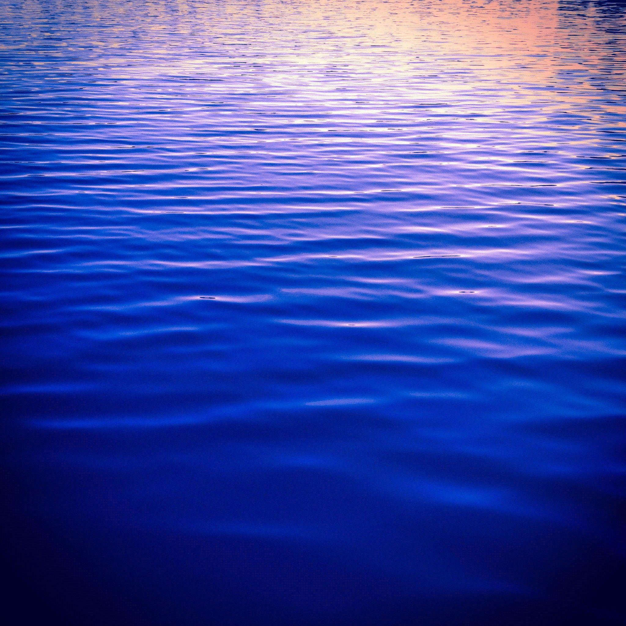 2048x2048 Blue Water Ripples. Beautiful Retina iPad Wallpaper