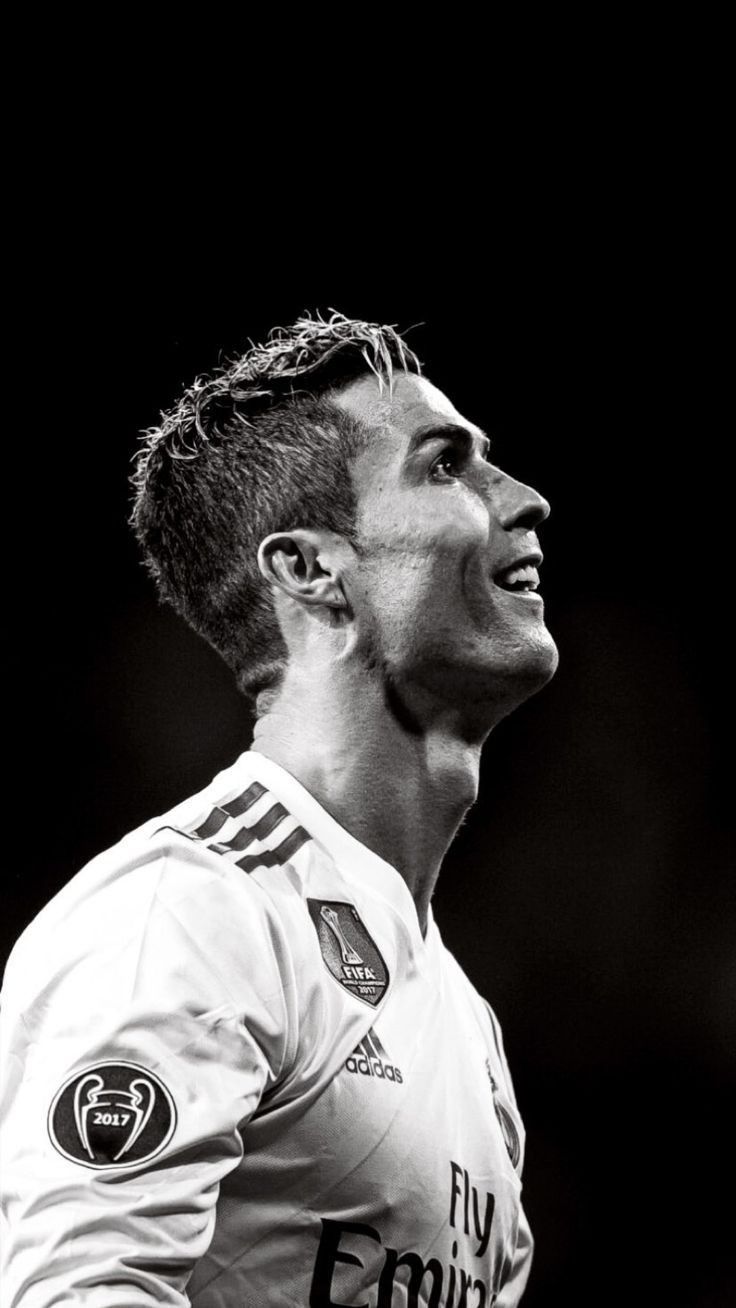 cristiano ronaldo black and white