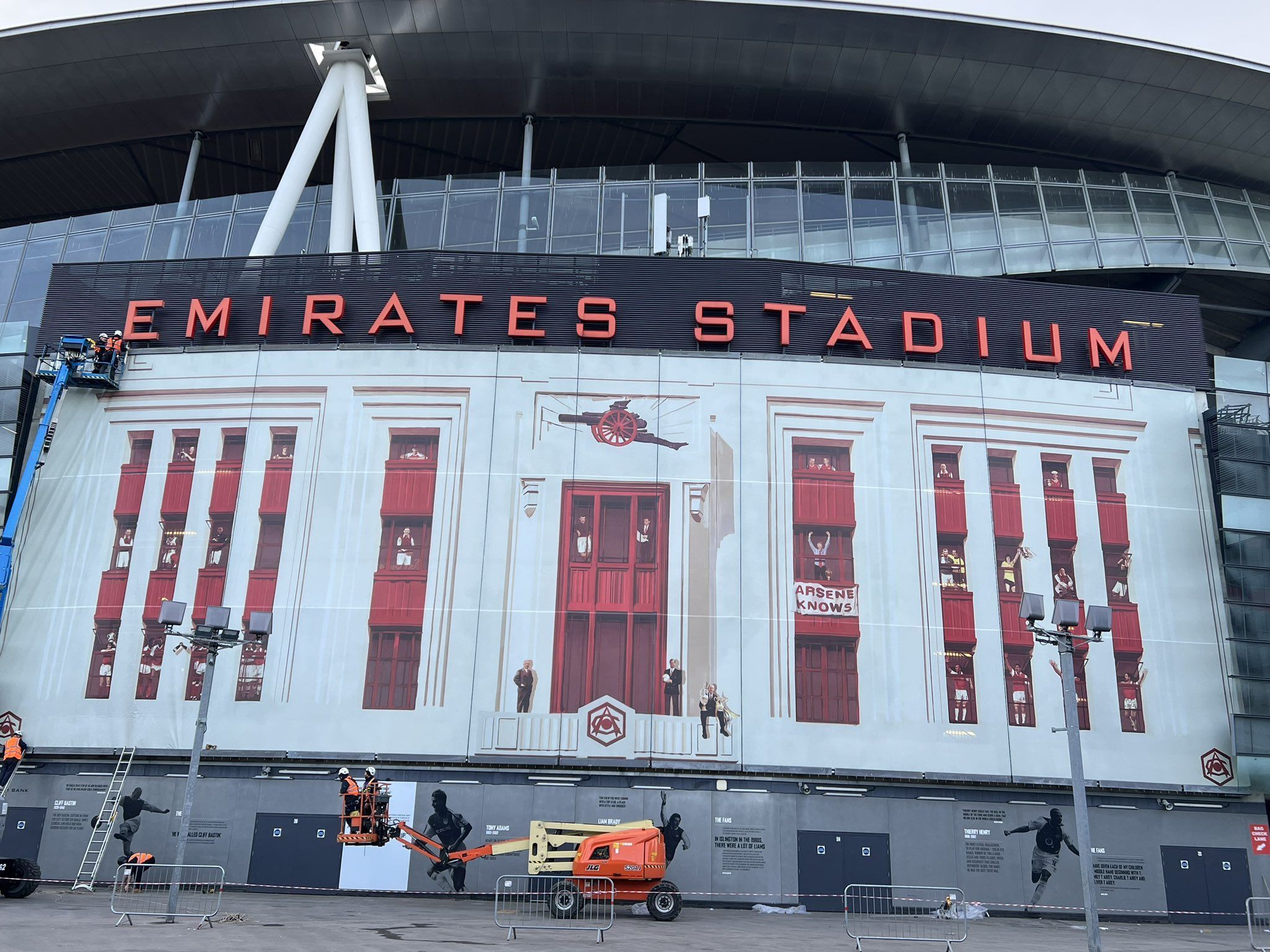2048x1536 The Highbury artwork is now up