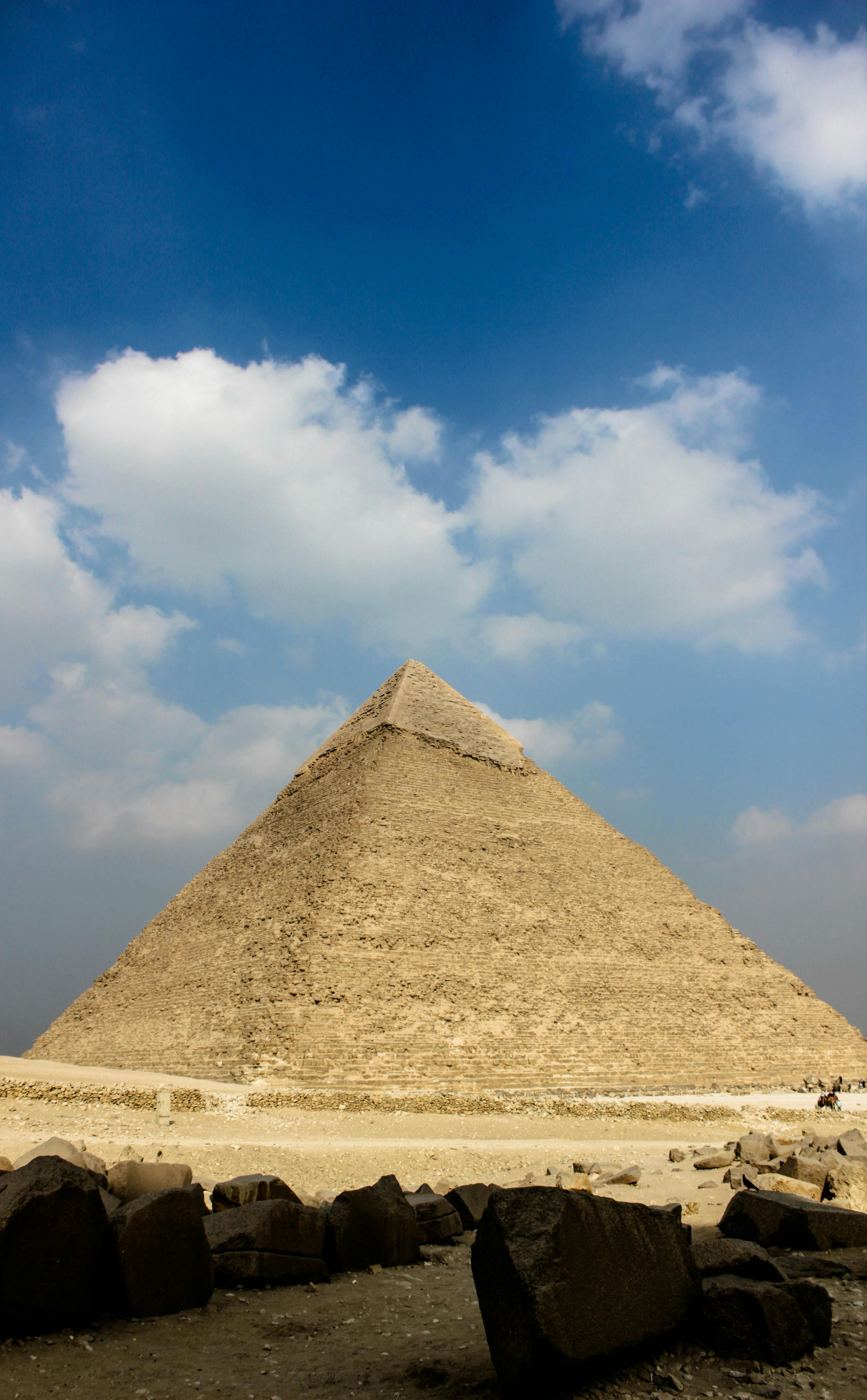 3210x5184 Great Pyramid of Giza in Egypt · Free