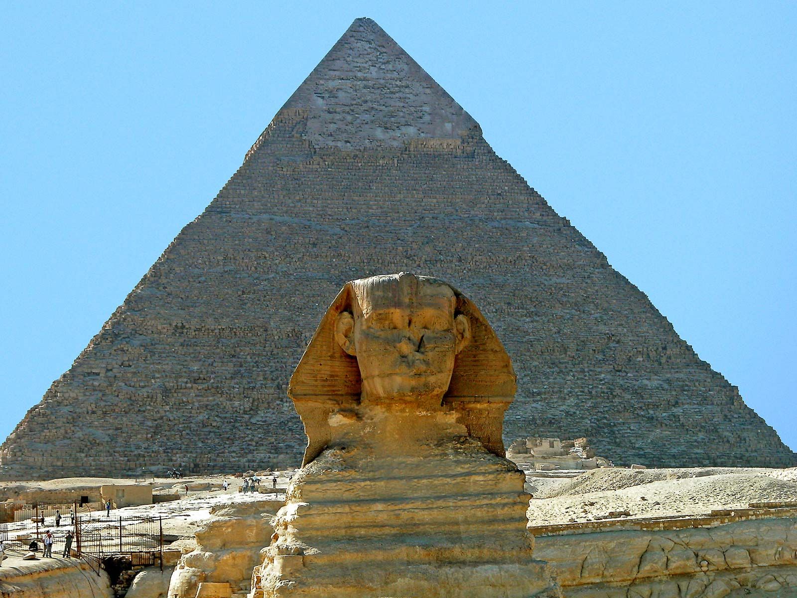 1600x1200 Pyramids of Giza. History, Location
