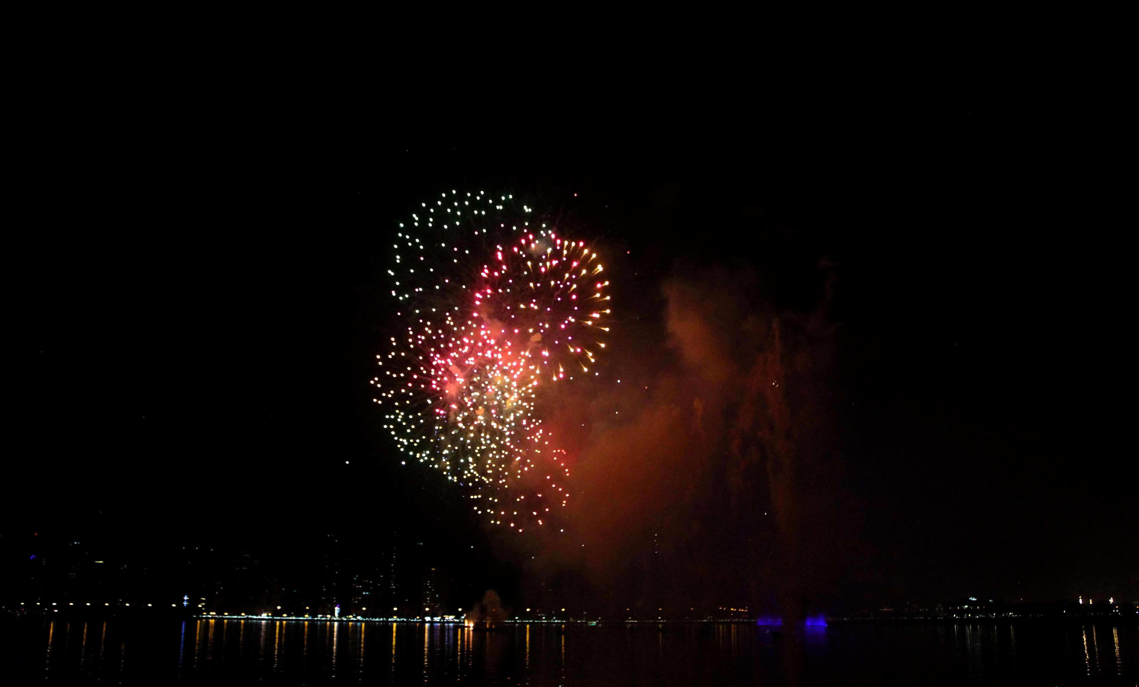 3840x2315 bright colours, dubai, fireworks, new year, new
