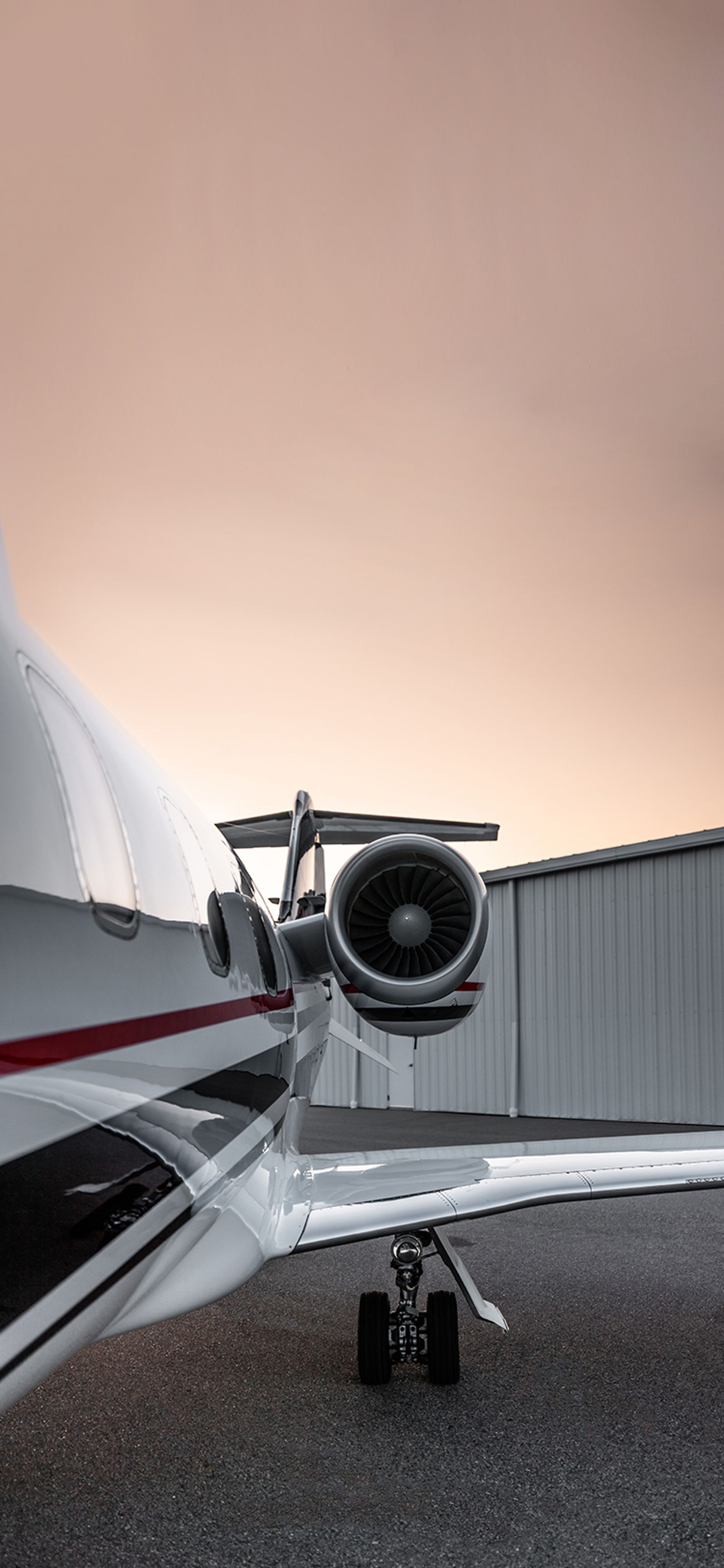 1600x3465 Private Jet Charter Michigan: Freight