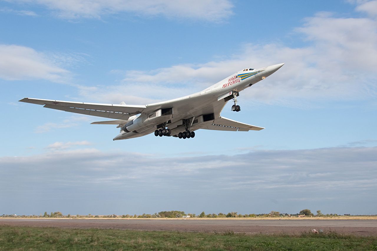 1280x853 Tu 160 Beliy Lebed Despegue Vuelo