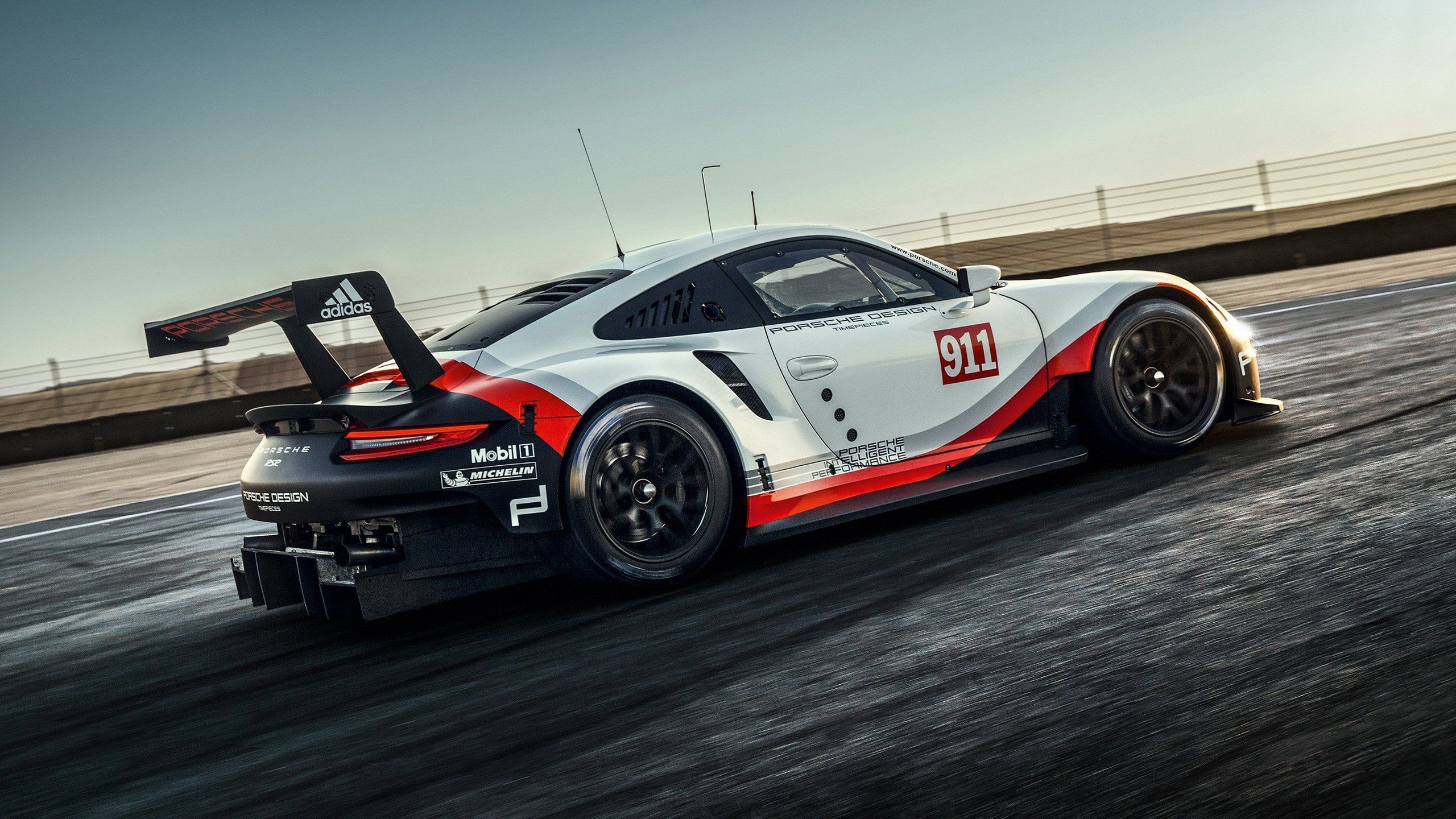 2560x1440 Porsche Le Mans Wallpaper
