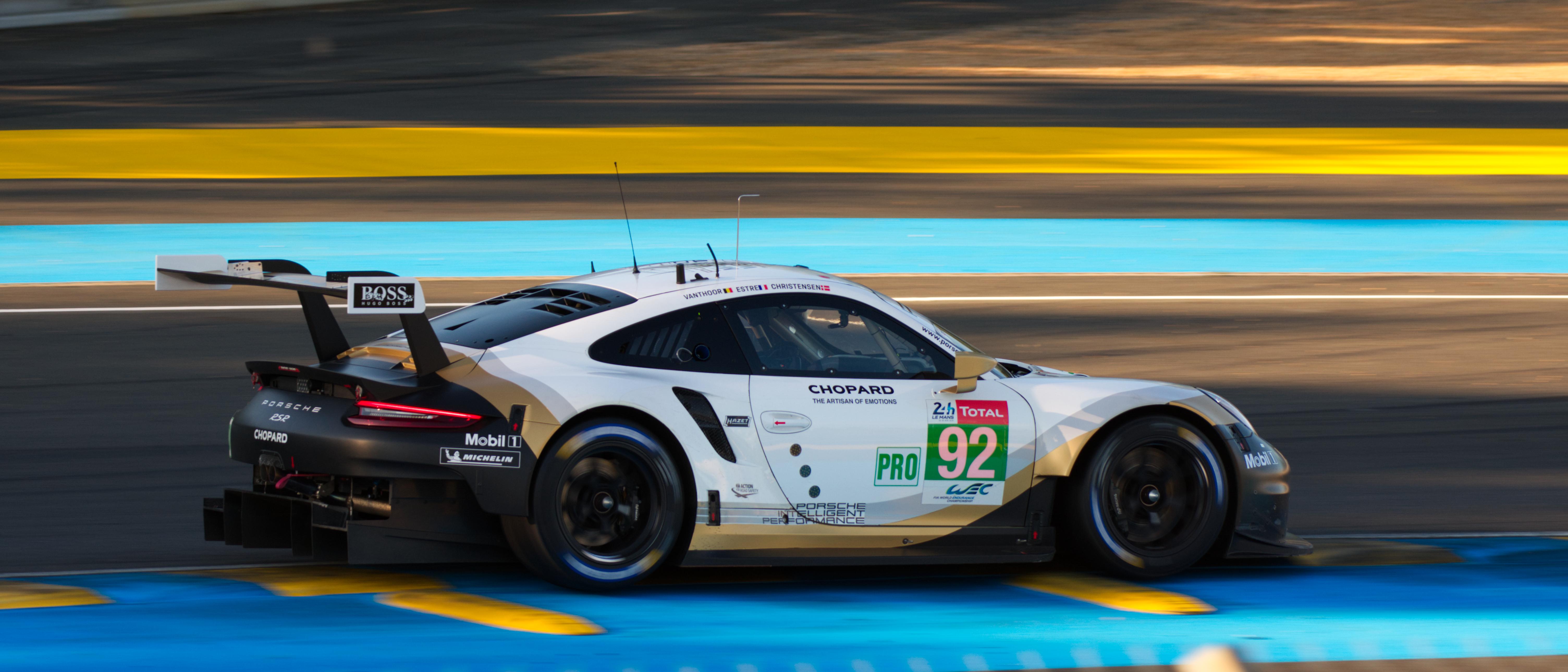 6016x2578 OC] [21:9] [6016 x 2578] Porsche