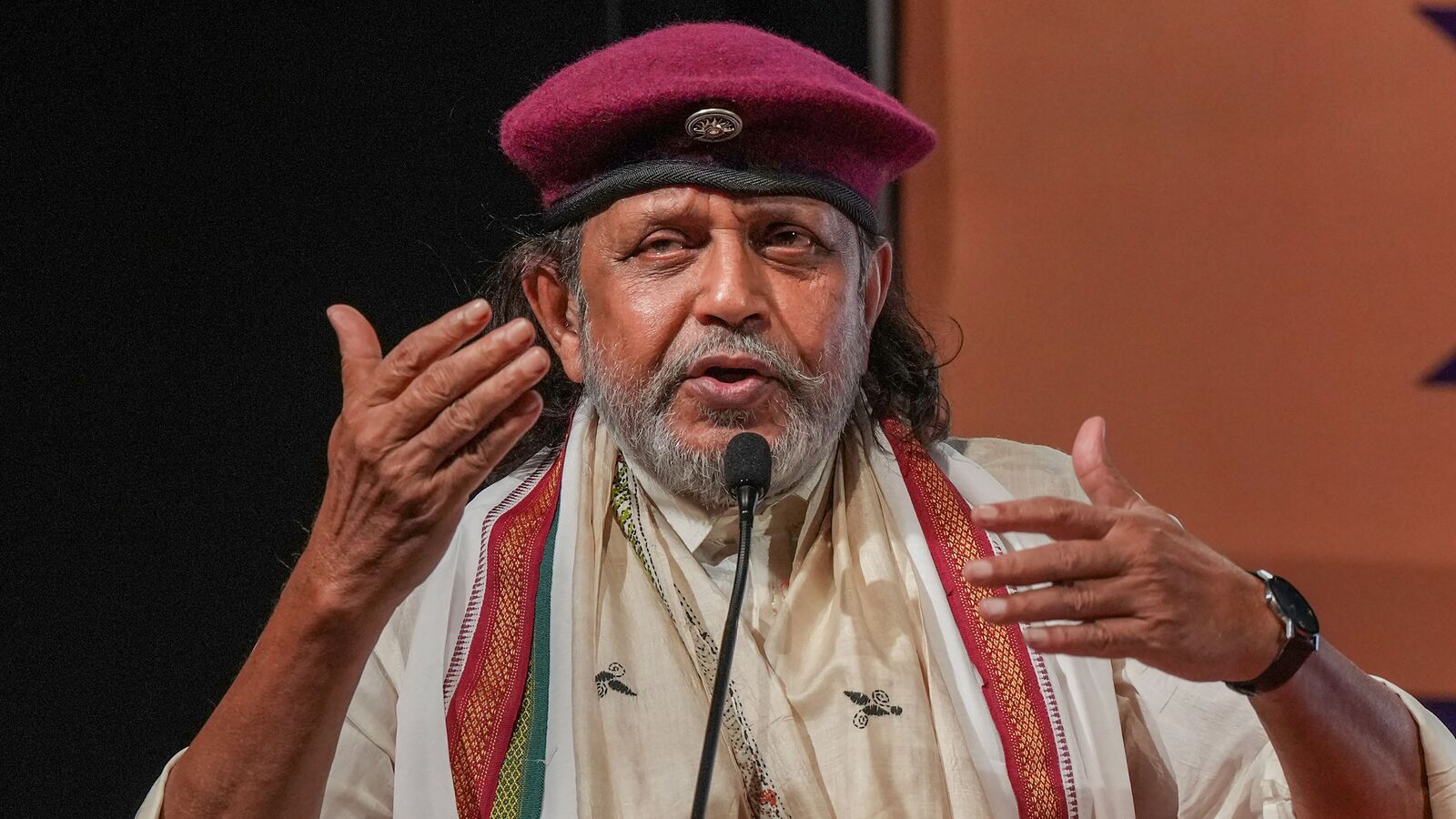 Mithun Chakraborty Wallpapers - Top Free Mithun Chakraborty Backgrounds