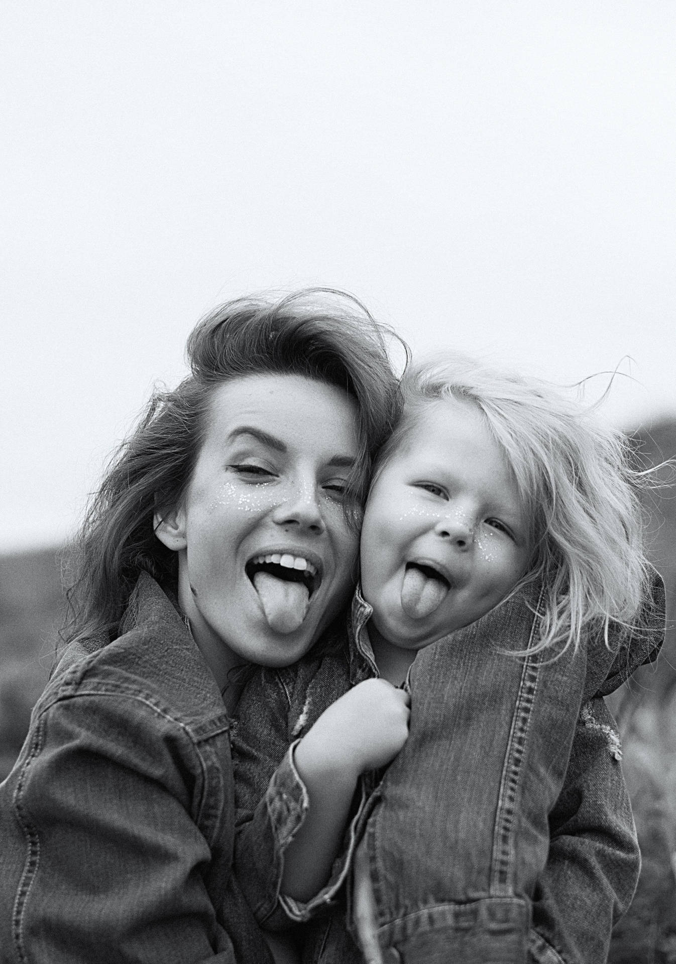 1346x1920 Download Mother And Daughter Making